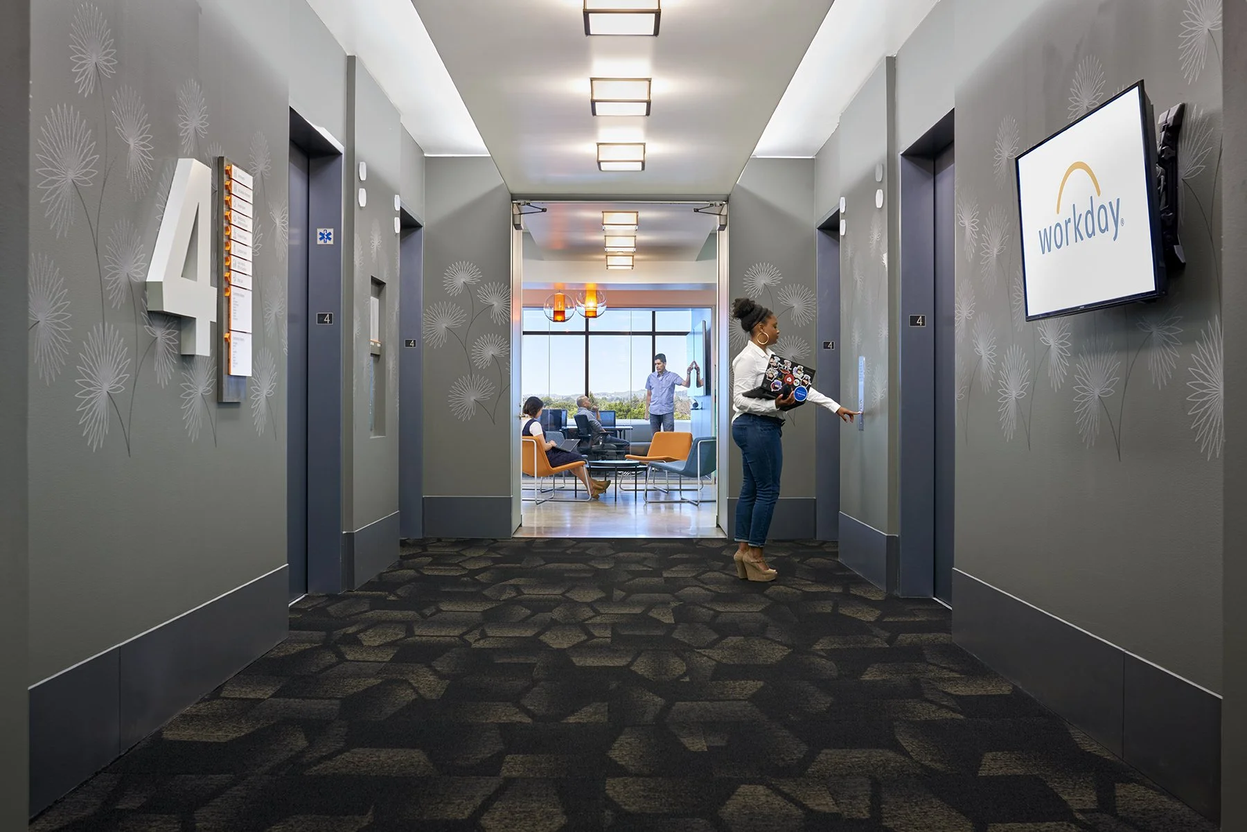 Workday_Fl.4_elevator_lobby_4x6.jpg