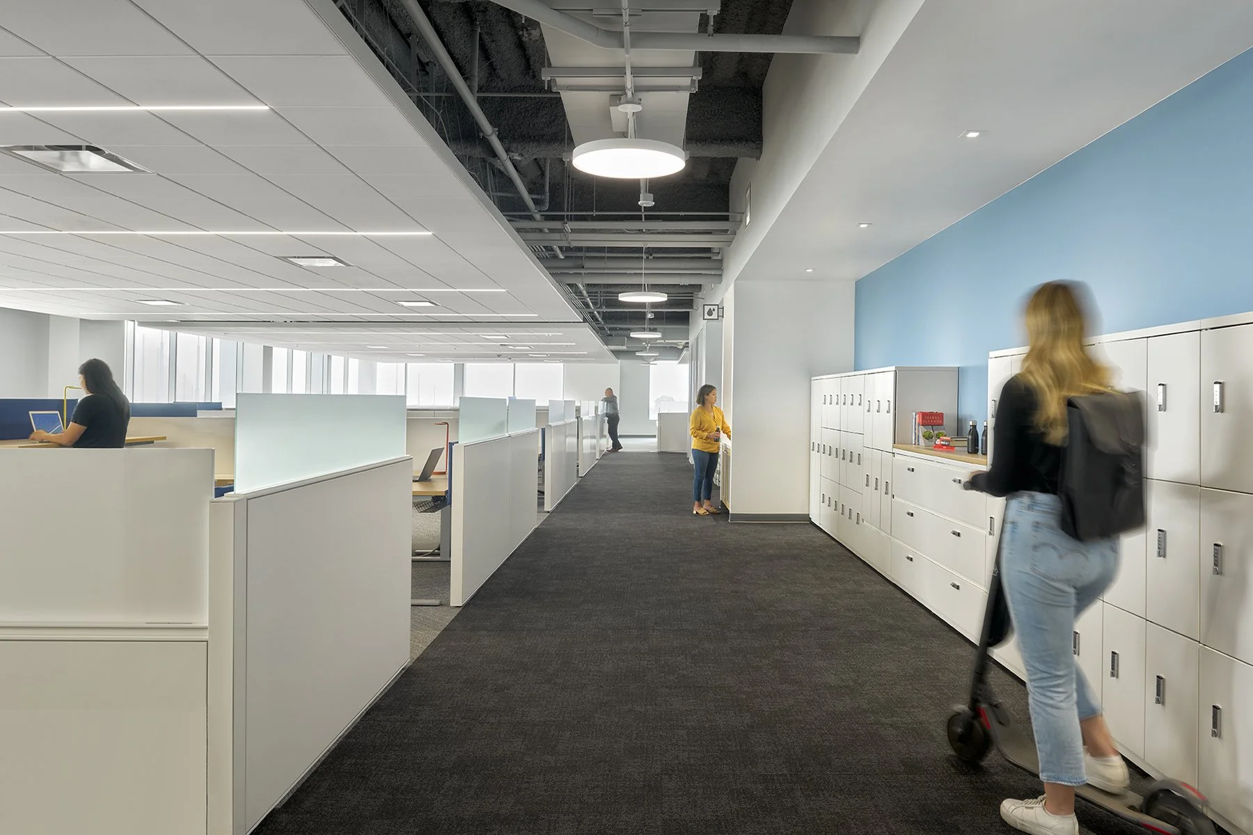 CC8_Open Office with Lockers_1800x1200.jpg