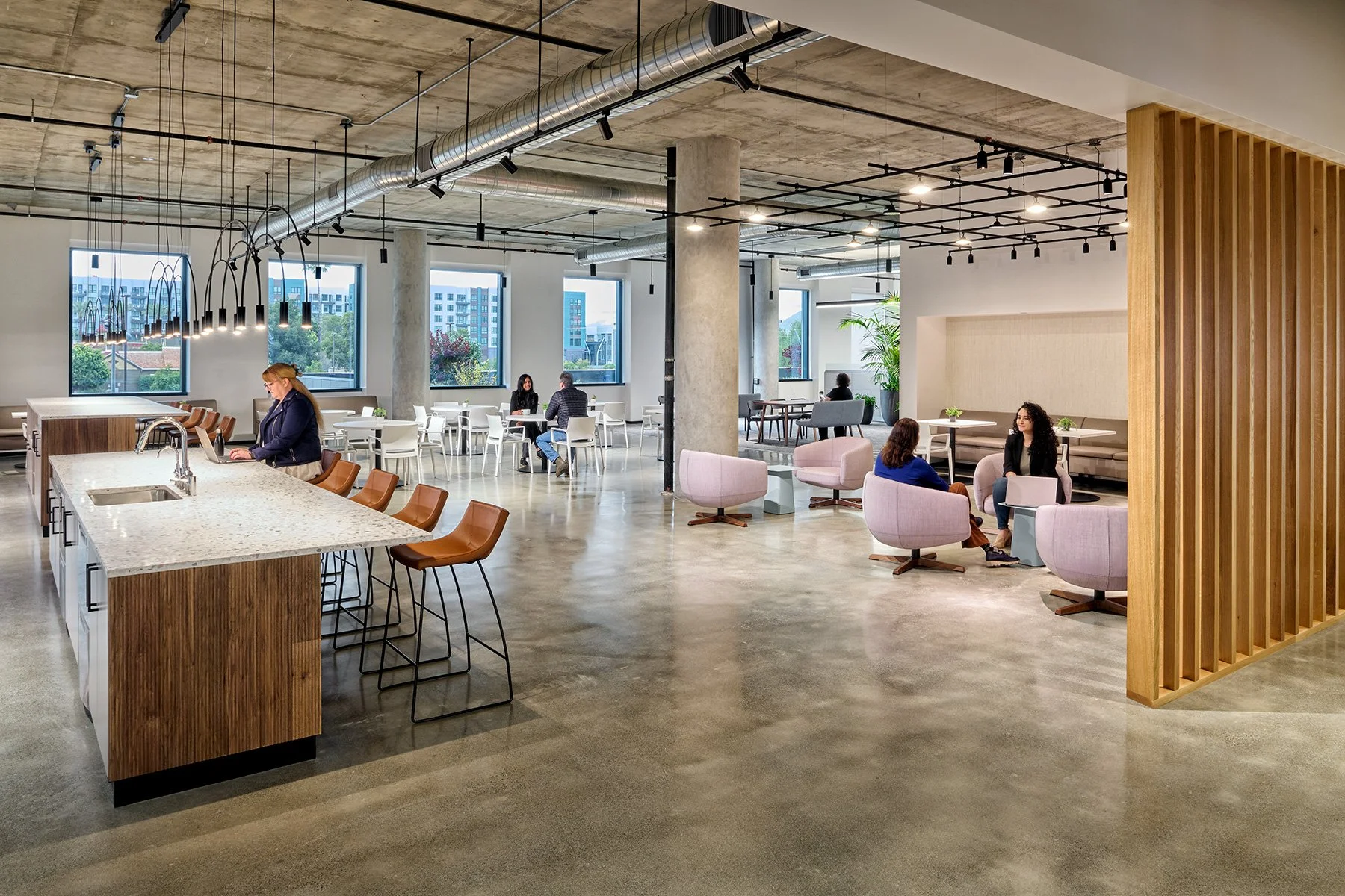 Federal Realty | Break Room + Lounge