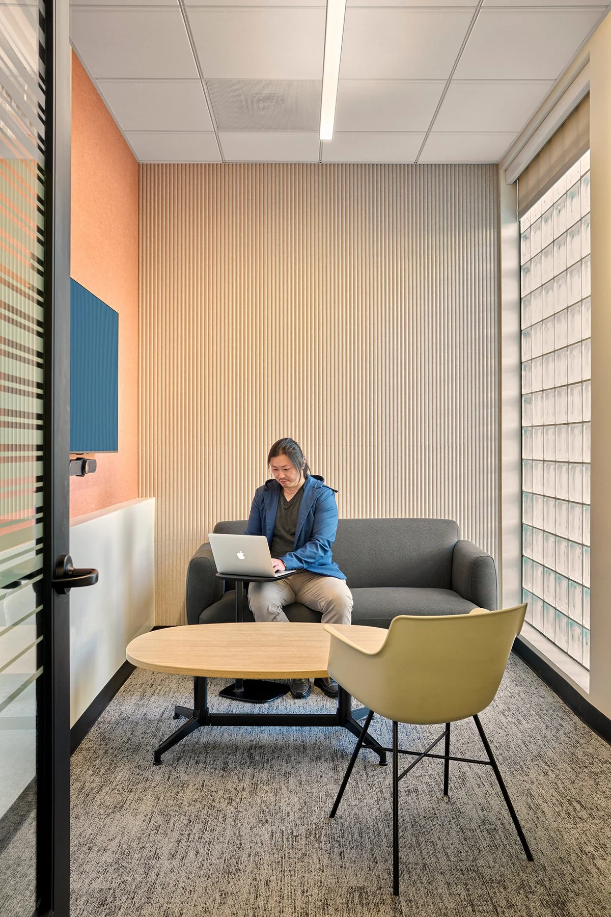 AP+I Design_Confidential Client_HuddleRoom.jpg