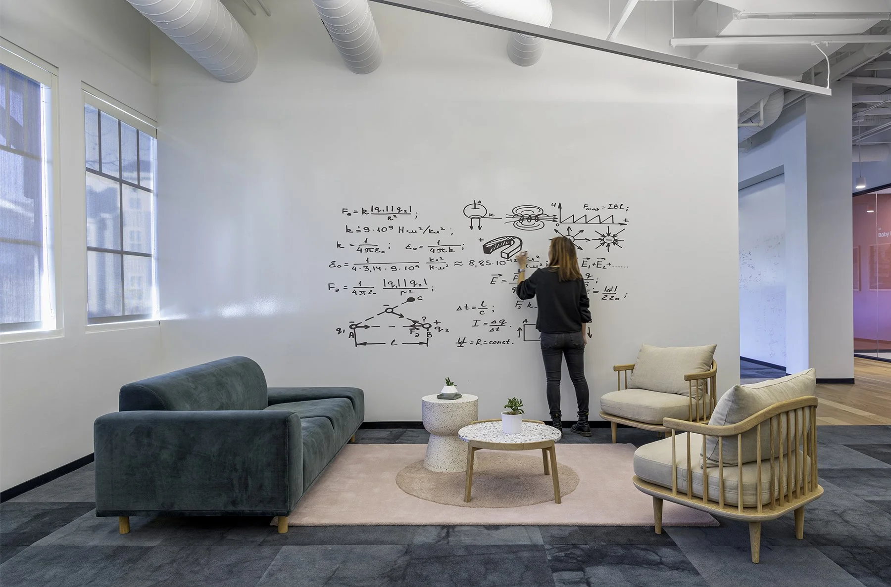 Dropbox_Lounge_Whiteboard_4x6.jpg
