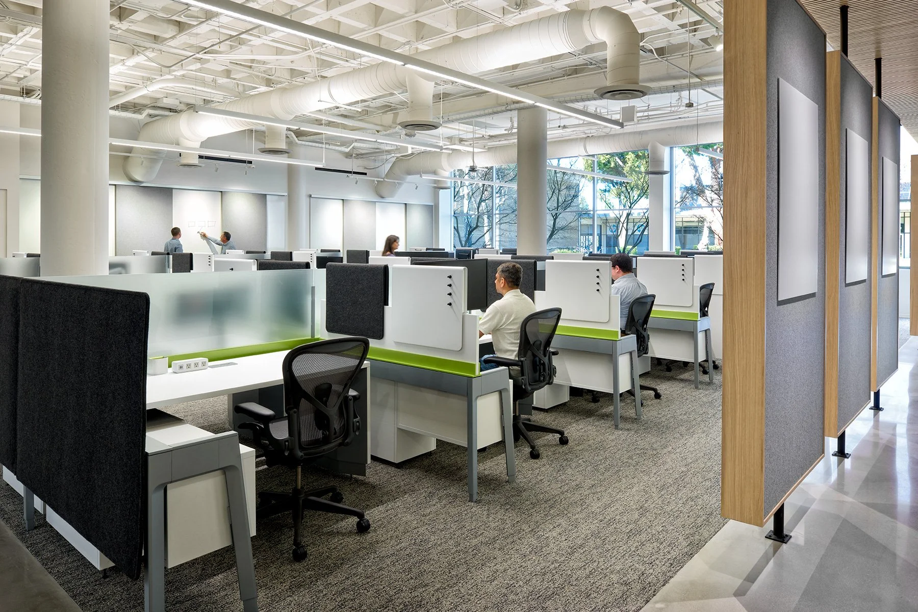 HP-ID_Open Office_WhiteboardAcousticDisplayPanels_1800x1200.jpg