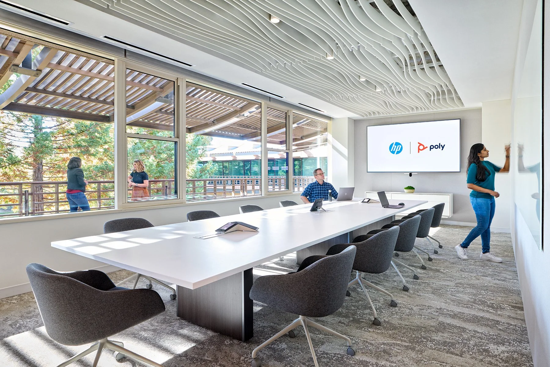 HP, Inc | Poly | Conference Room