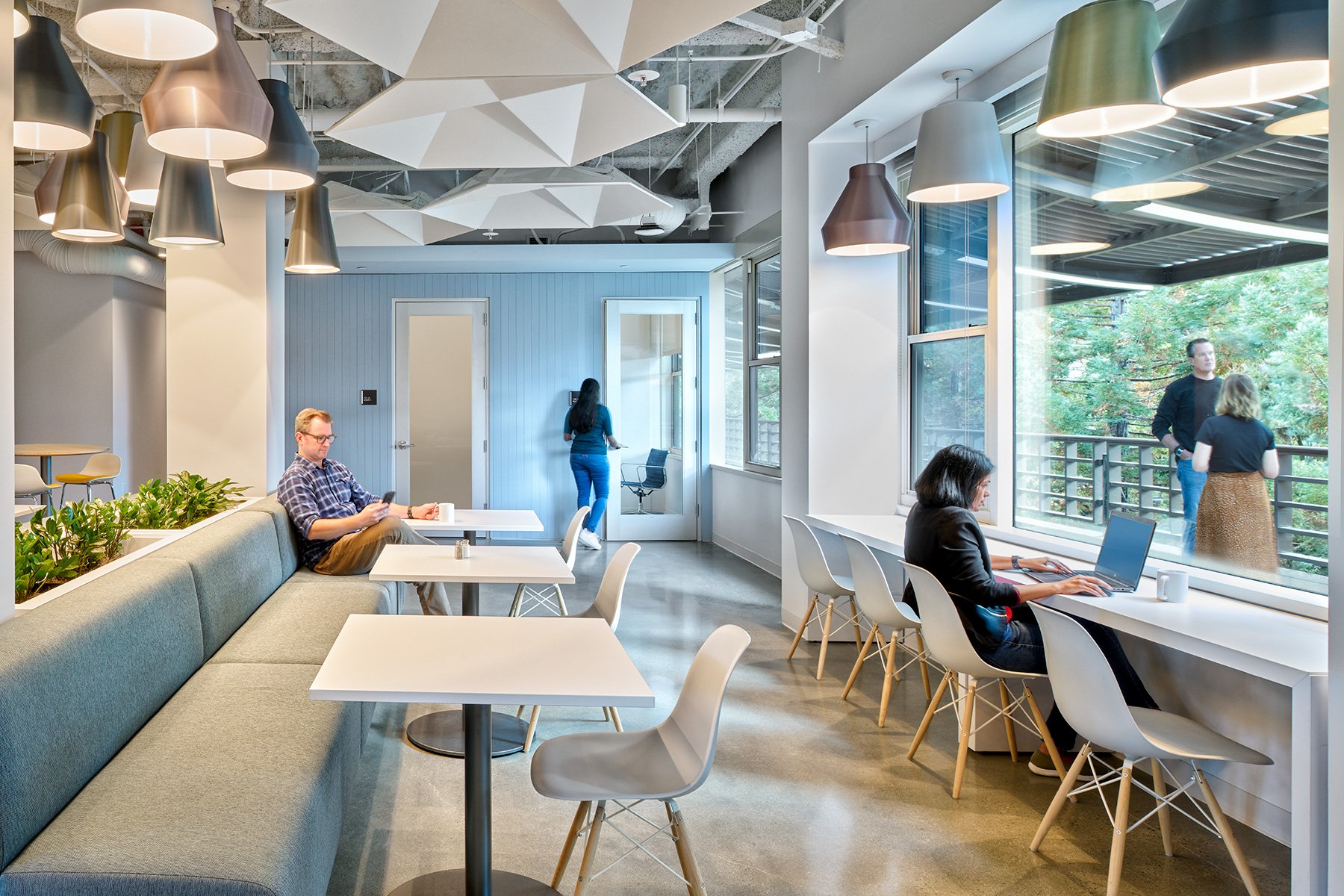 HP, Inc | Poly | Break Room