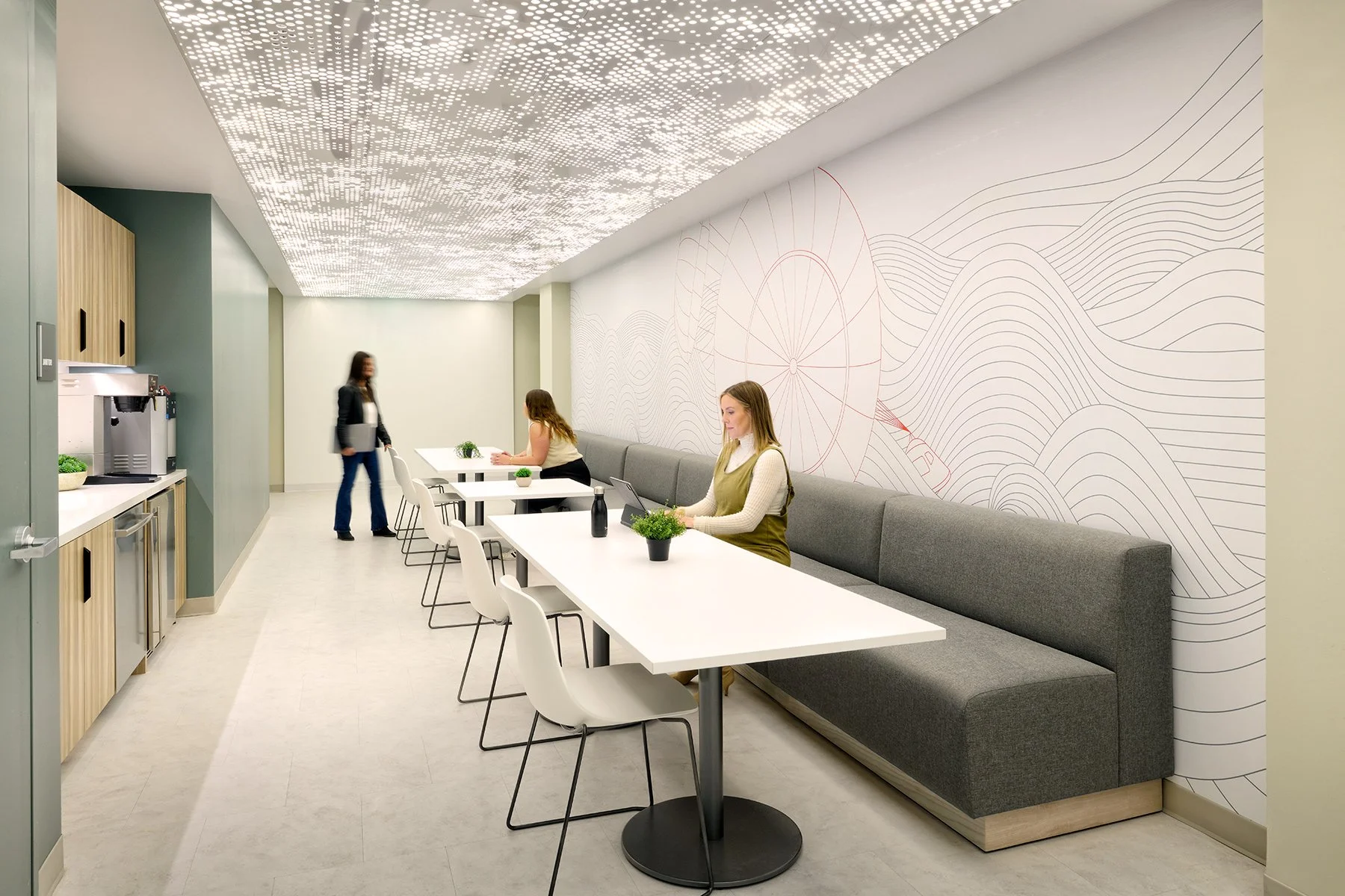 HP, Inc | Poly | Break Room