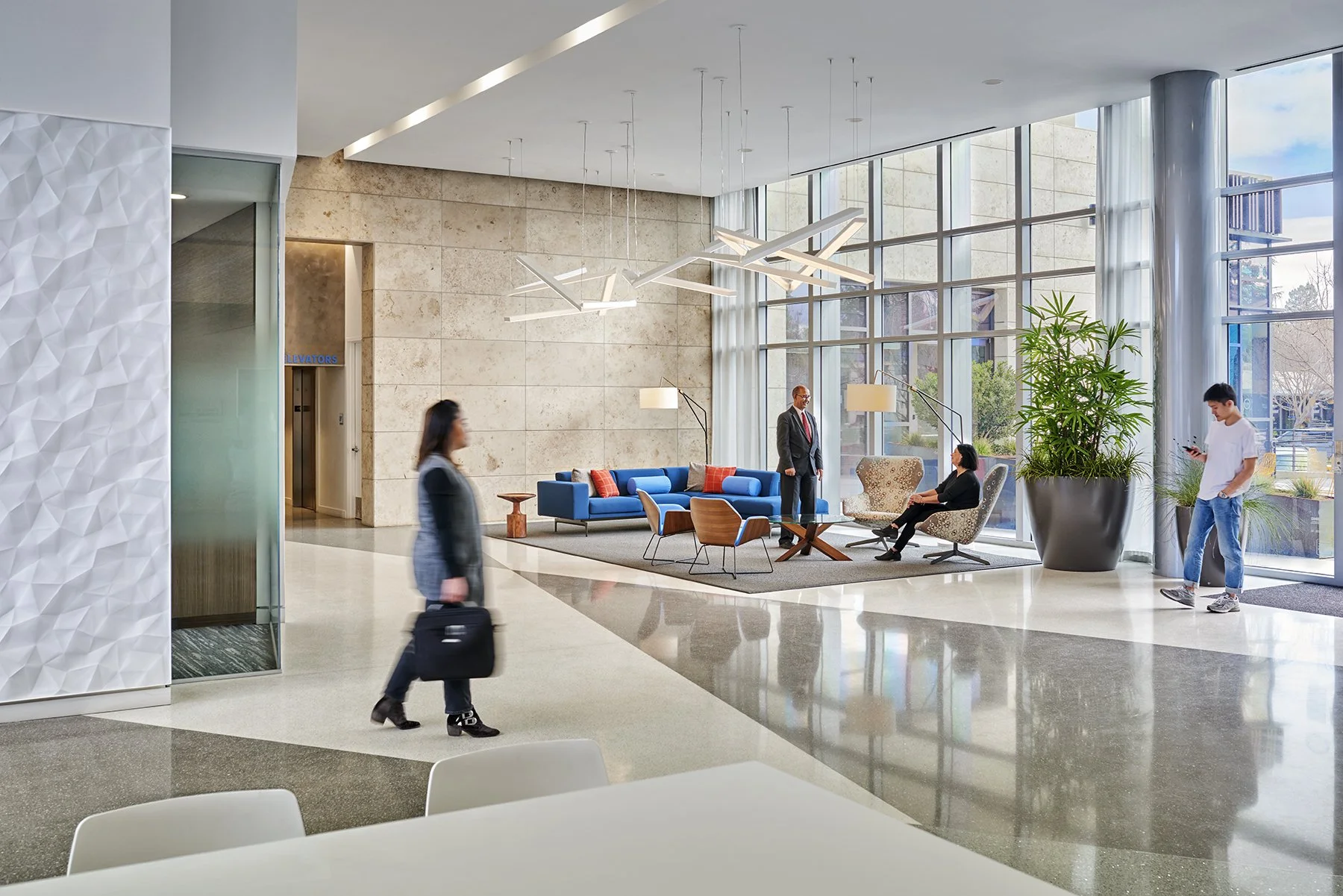444Castro_lobby_4x6.jpg