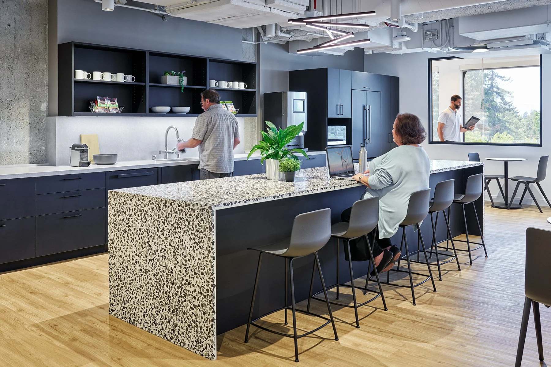 SentinelOne_breakroom_1800x1200.jpg