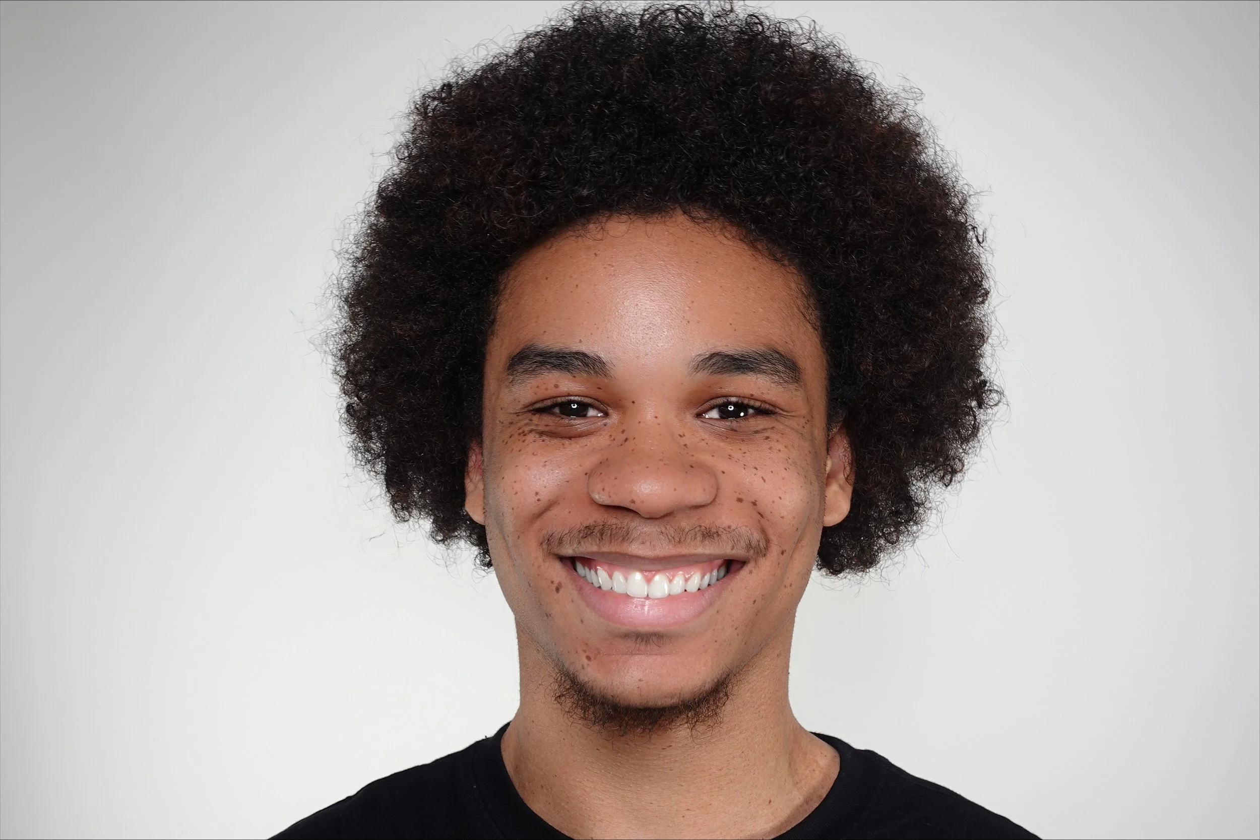 Early College Pathways Alumni Fellow Feature: Omari Serieux-Cazaubon