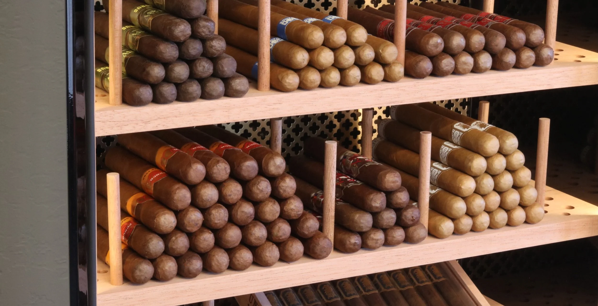 Hand Crafted custom cigar humidors.jpeg