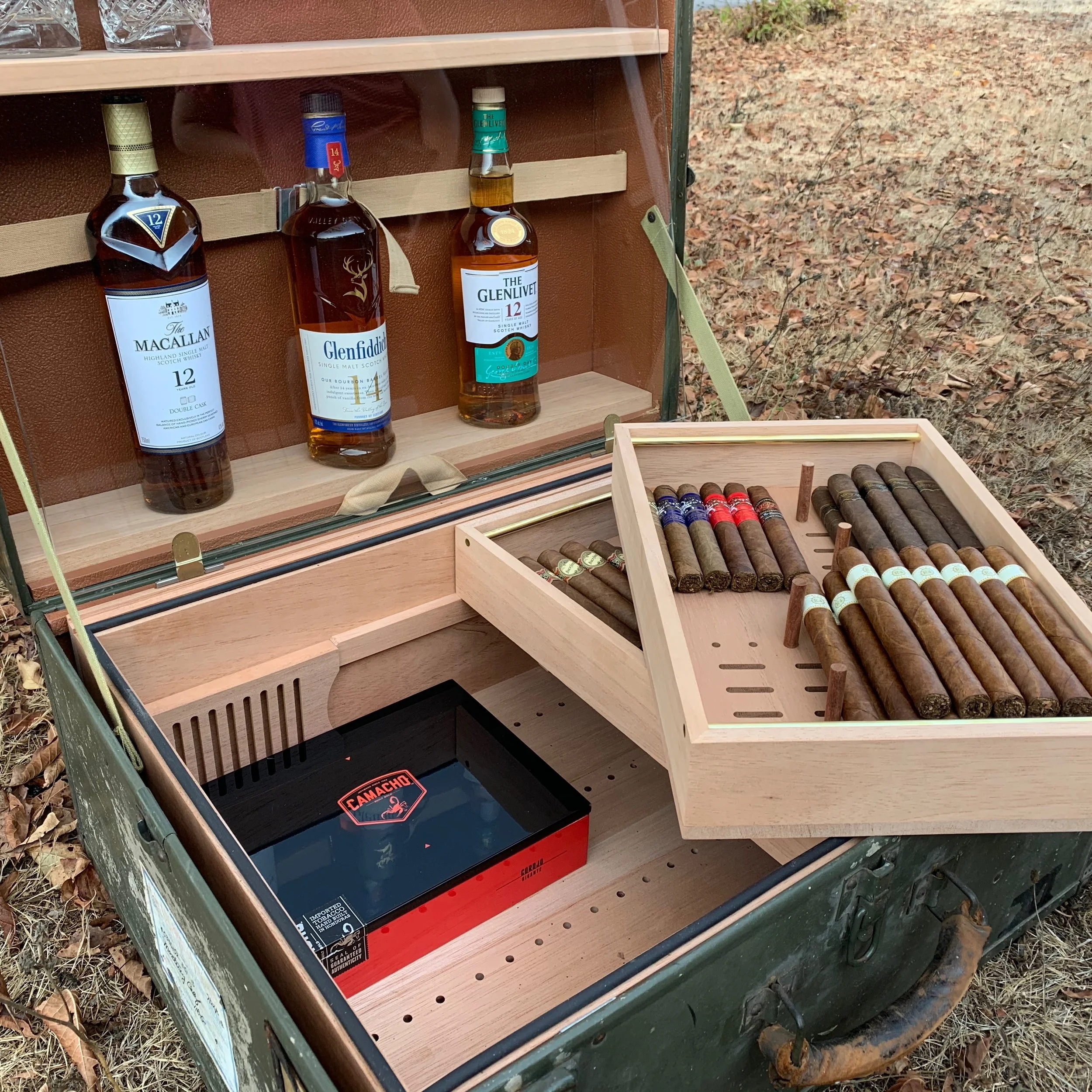 custom cigar humidors Handmade.jpeg
