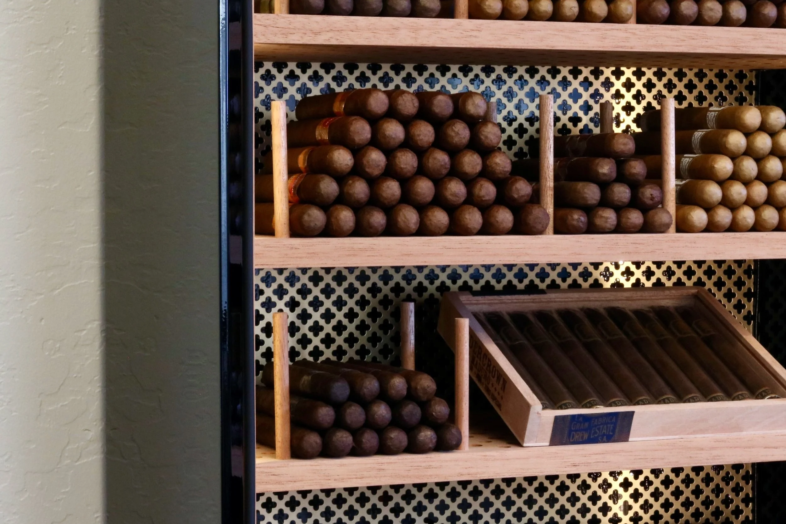 Custom cigar humidor mid century 5 - 2.jpeg