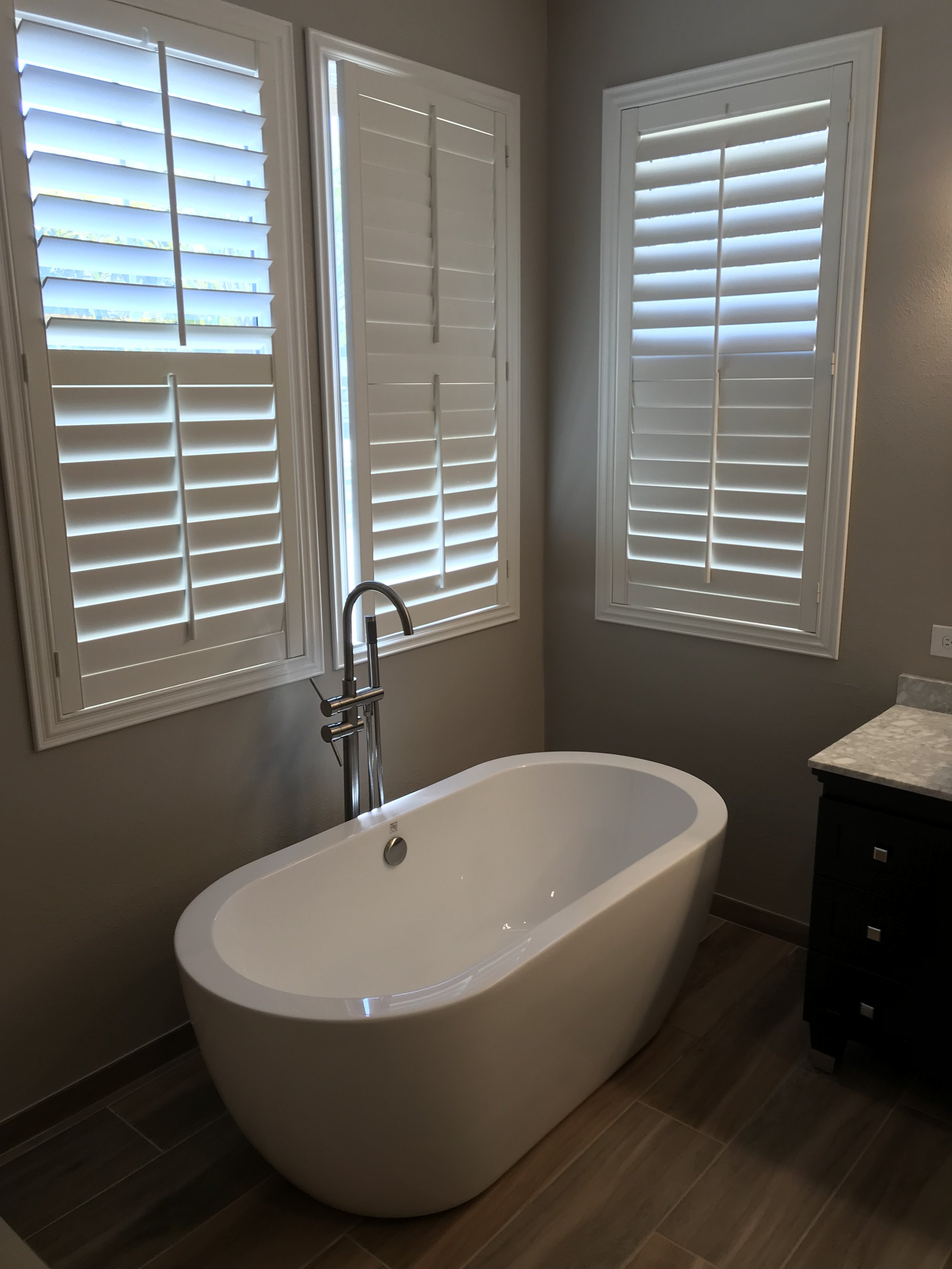 Full Bathroom Design and Remodel