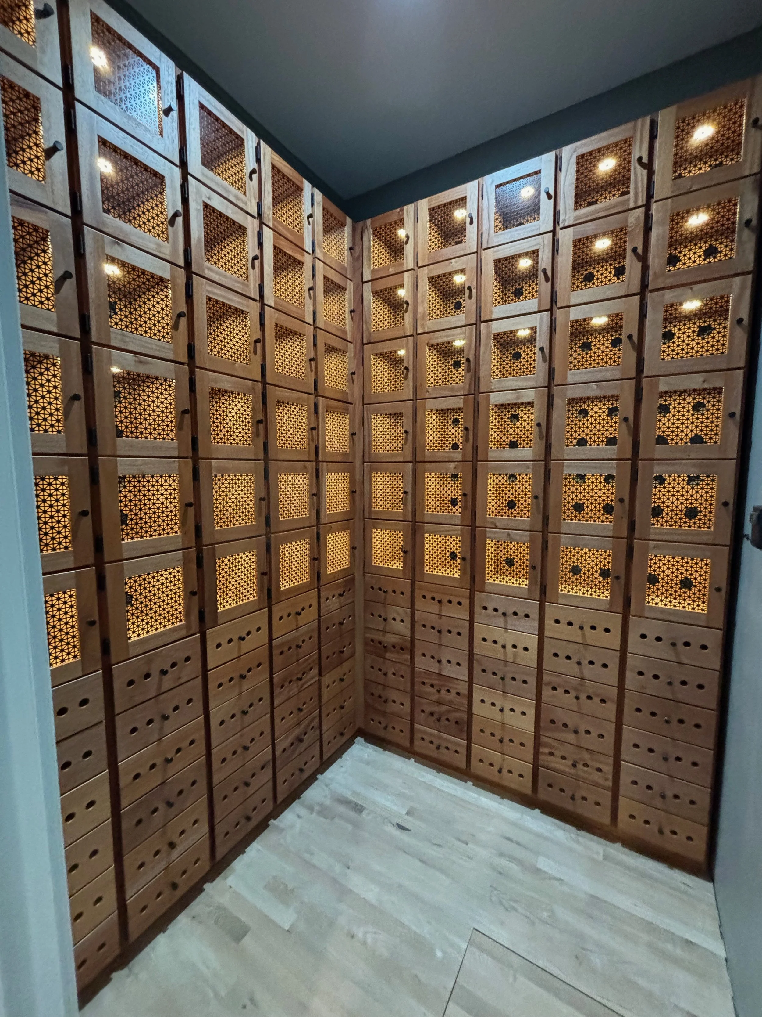 Custom cigar humidor mid century 2 - 2.jpeg