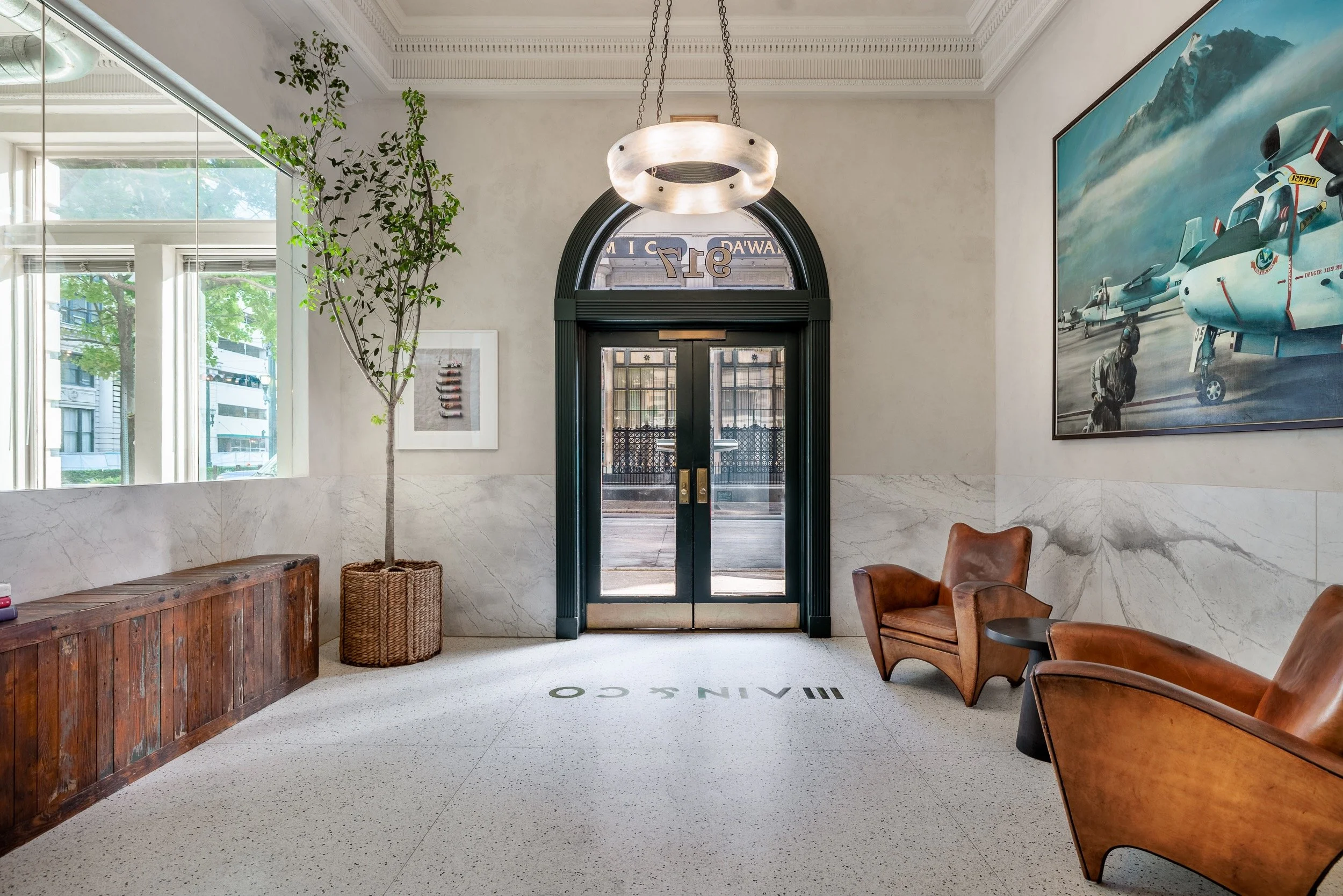 917 Franklin - Lobby 2.jpg