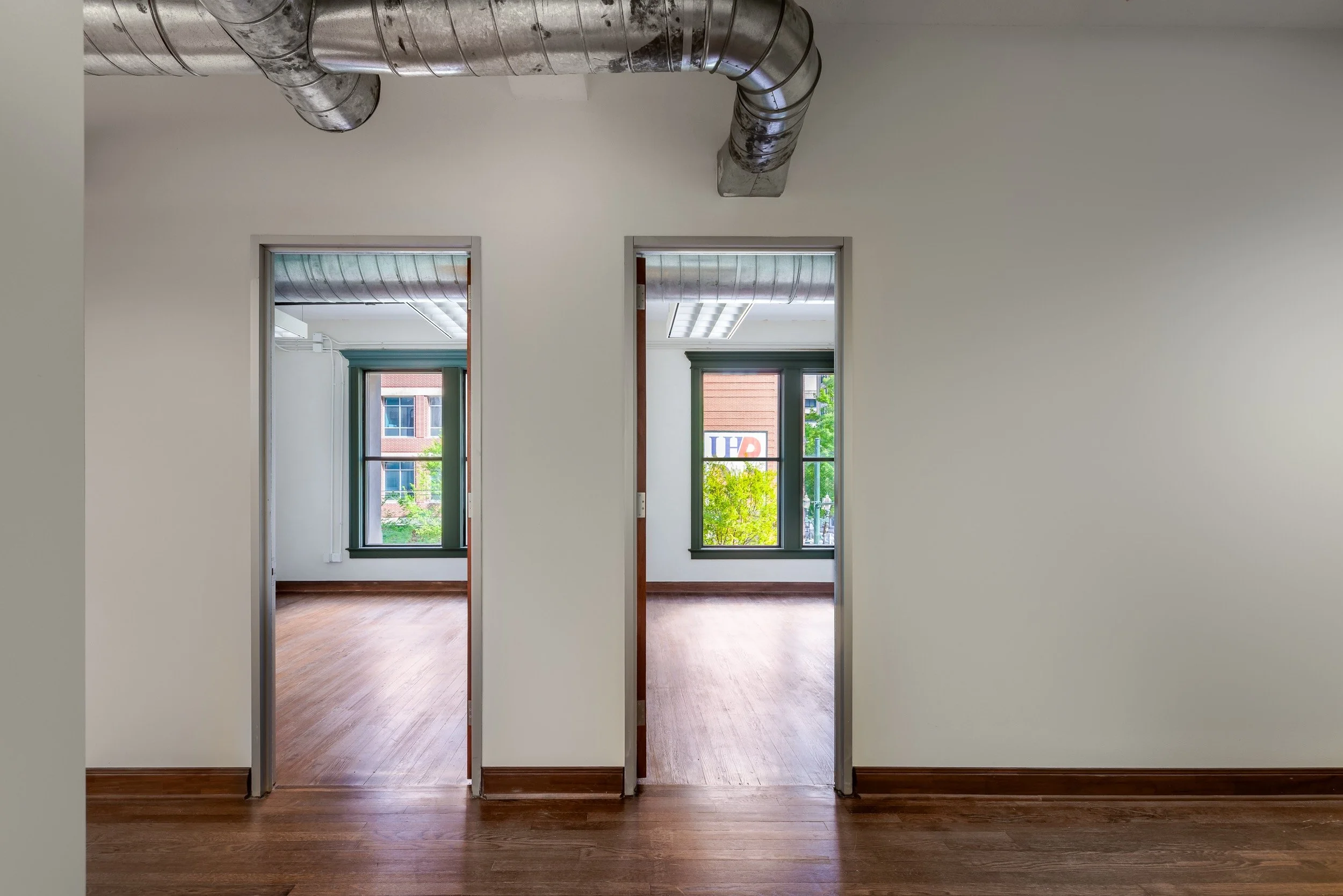 917 Franklin - Renovated * Restored Offices.jpg