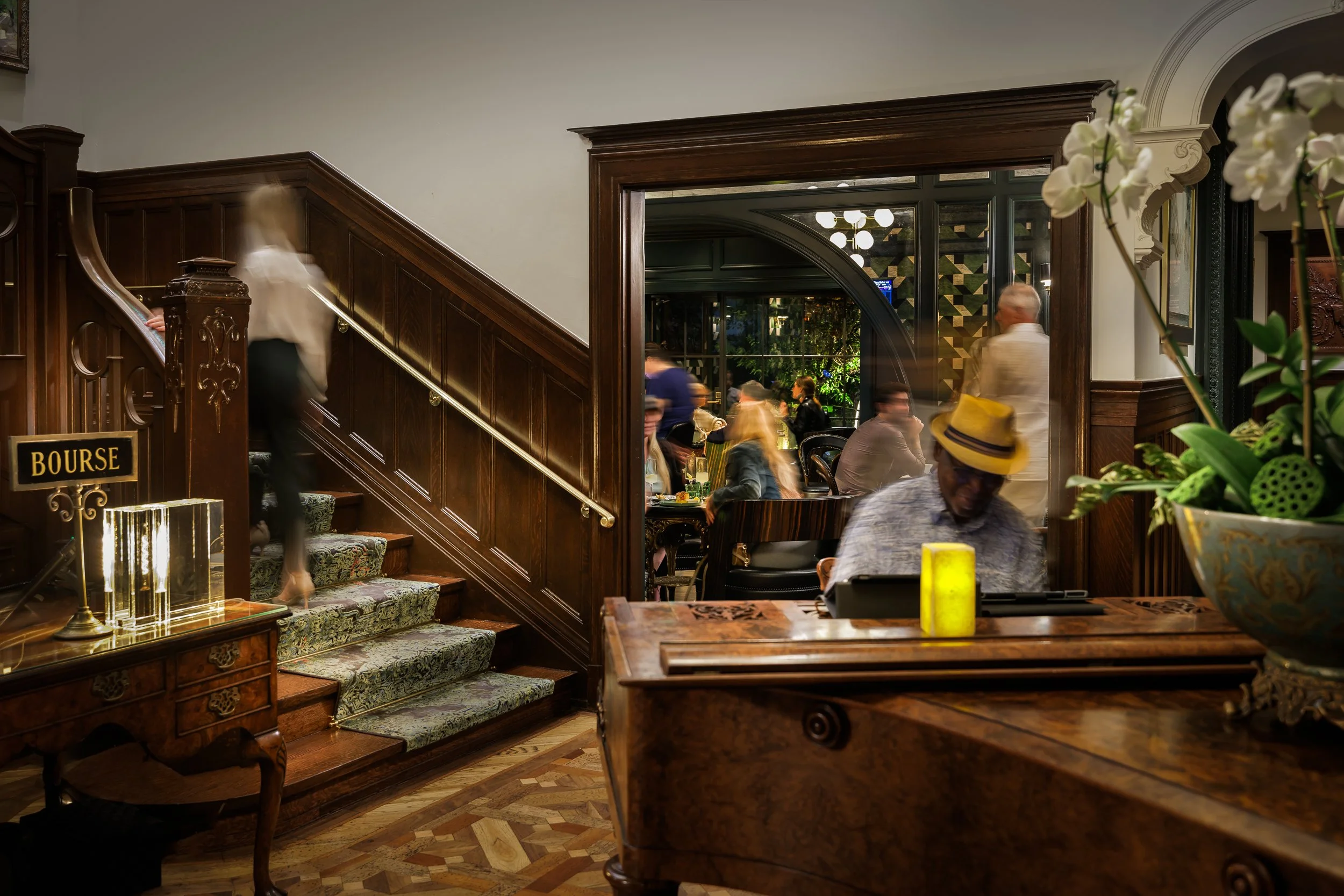 La Colombe d'Or - Bar No.3 at Night Movement.jpg
