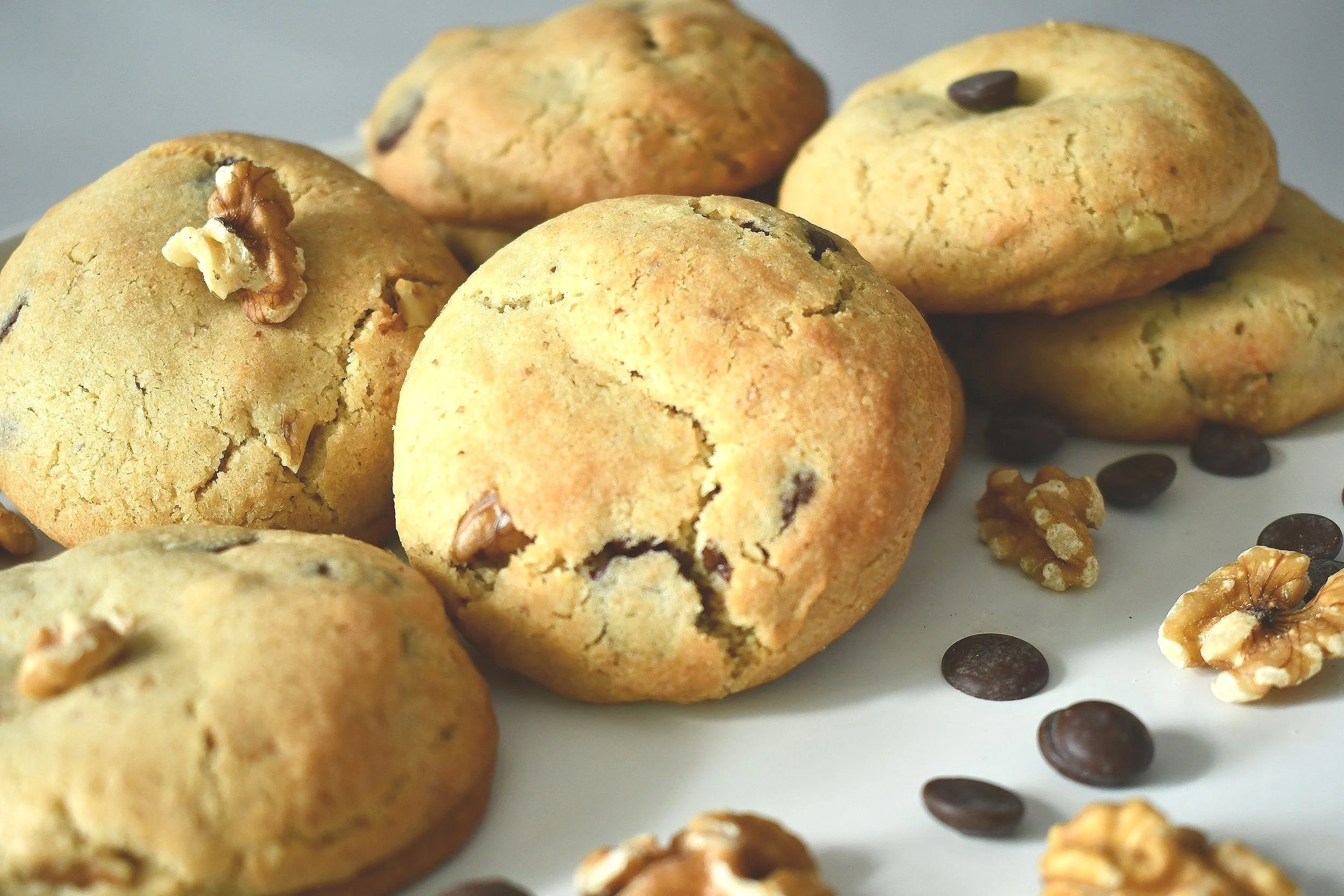 Walnut and Chocolate Chip Cookies