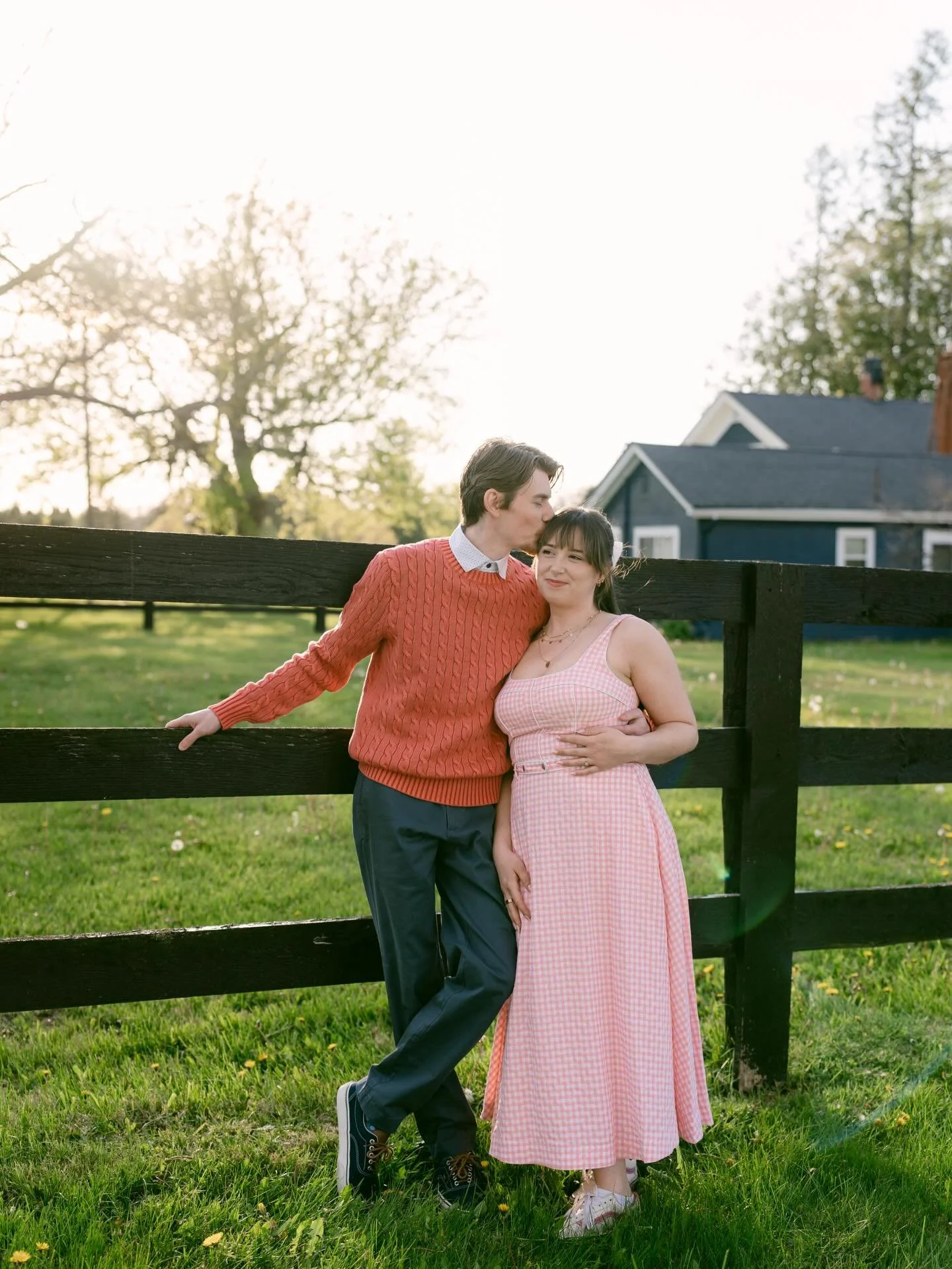 I had the best time with Alissa &amp; Dan during their engagement session! They showed me around the farm and introduced me to a friend 🐴 it was extra special because we&rsquo;ll be back at this exact place in September for their big day!!