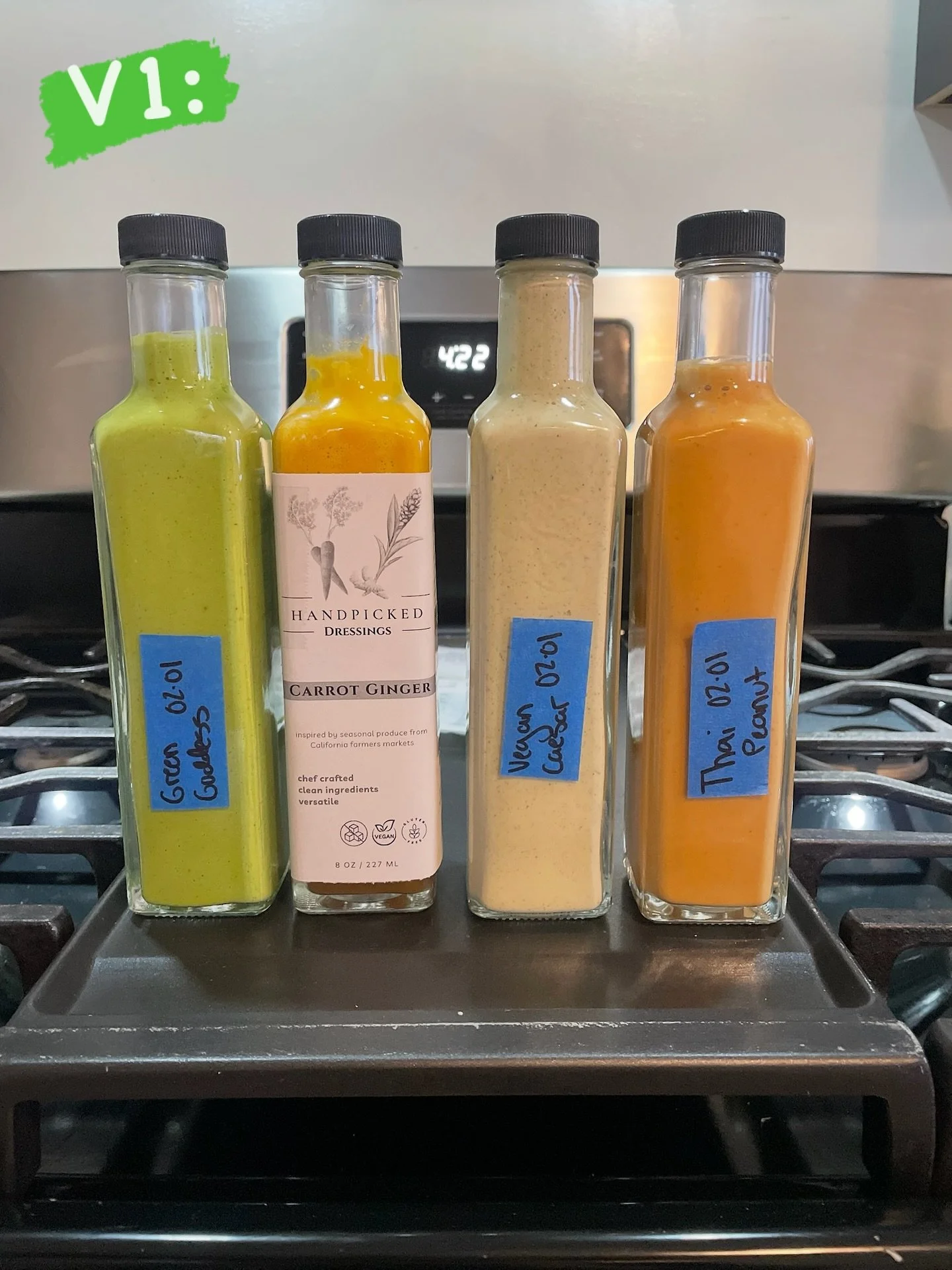Packaging journey ➡️ after testing so many options, we finally found one thats not just cute but checks all our boxes: recyclable ♻️, BPA-free, space-saving in your fridge, keeps our dressings affordable AND the squeezable design means less waste (so