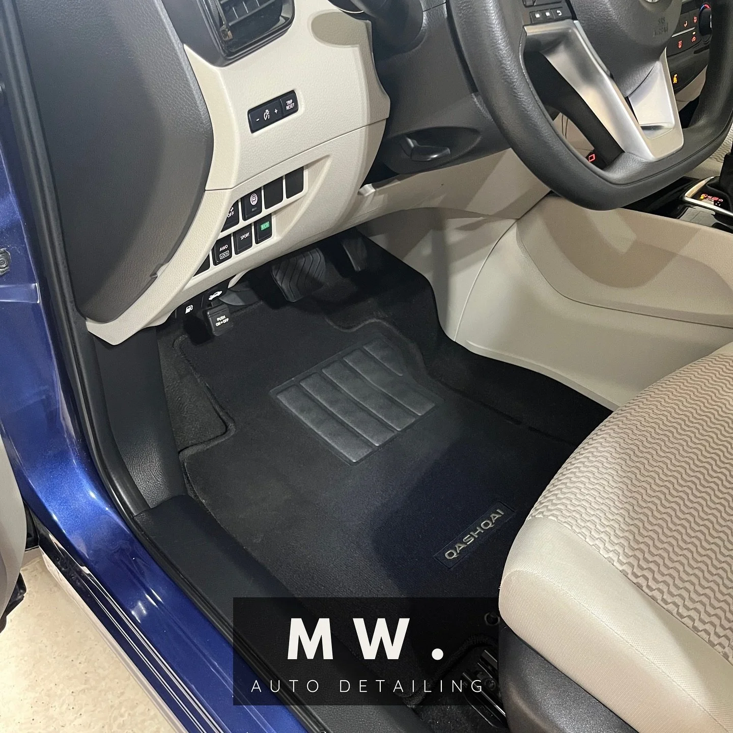 Amazing interior work for this Nissan Qashqai. 

DM us for info and get your vehicle booked and detailed.