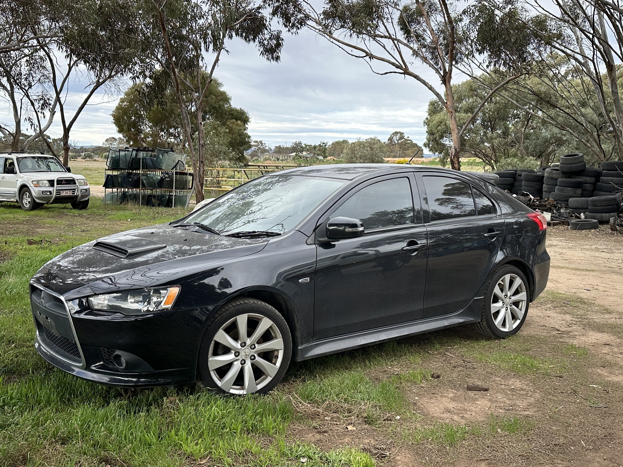 Wrecking 2015 Mitsubishi Lancer CJ Hatchback 2.4L Auto in Black ...