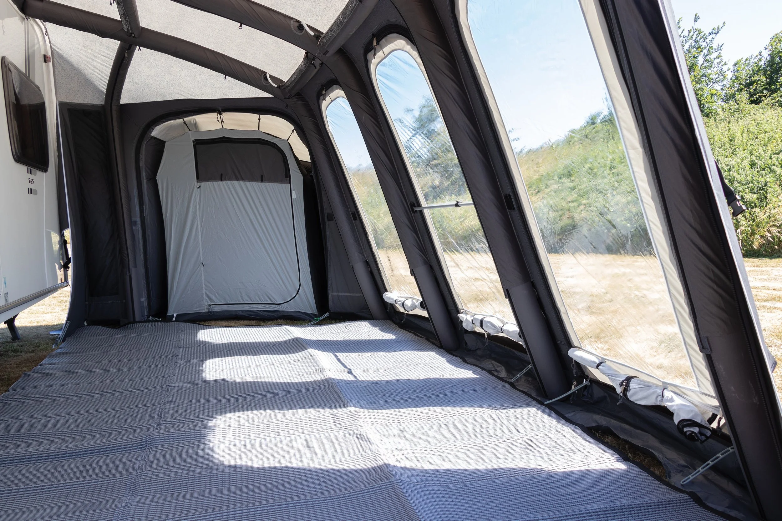 Esteemed Air with fitted carpet.jpg