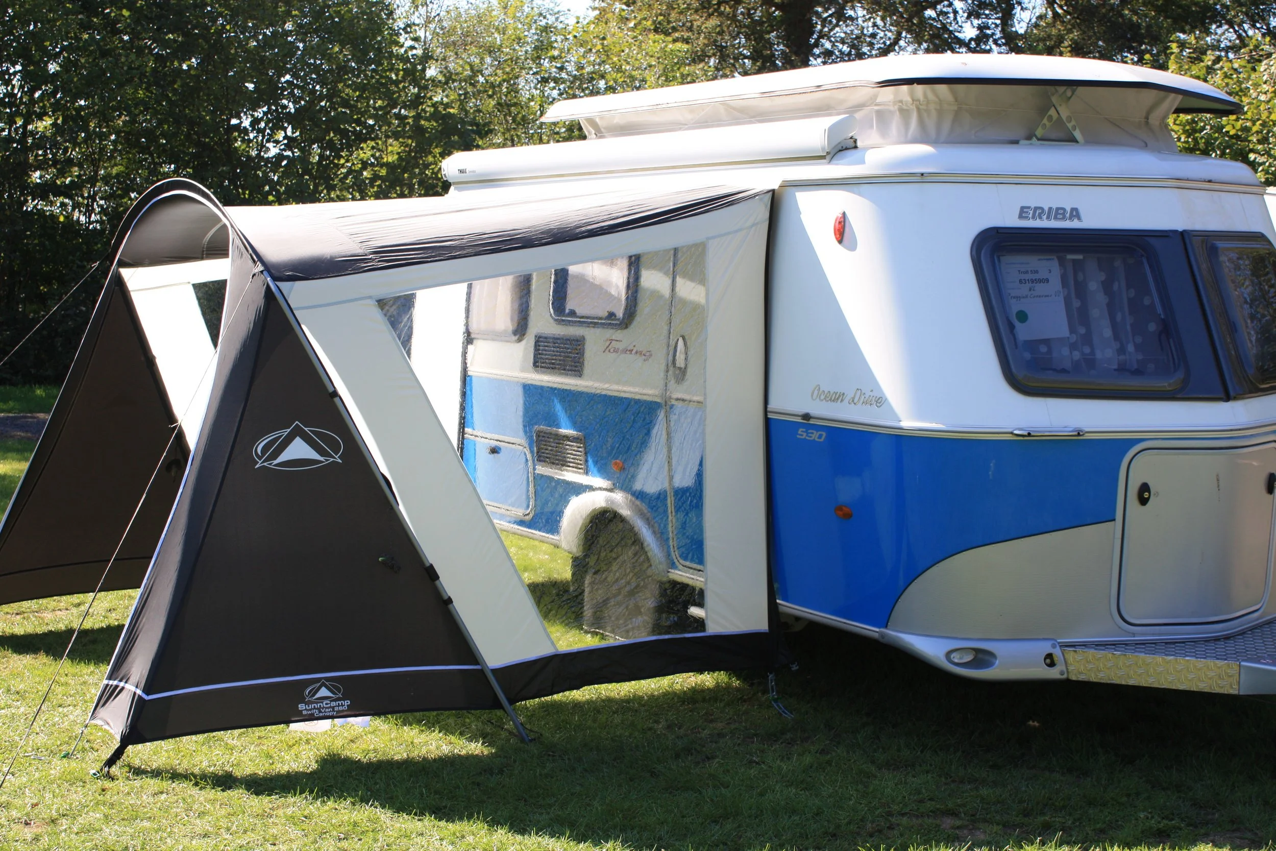 Swift Van Canopy 260 (14).JPG