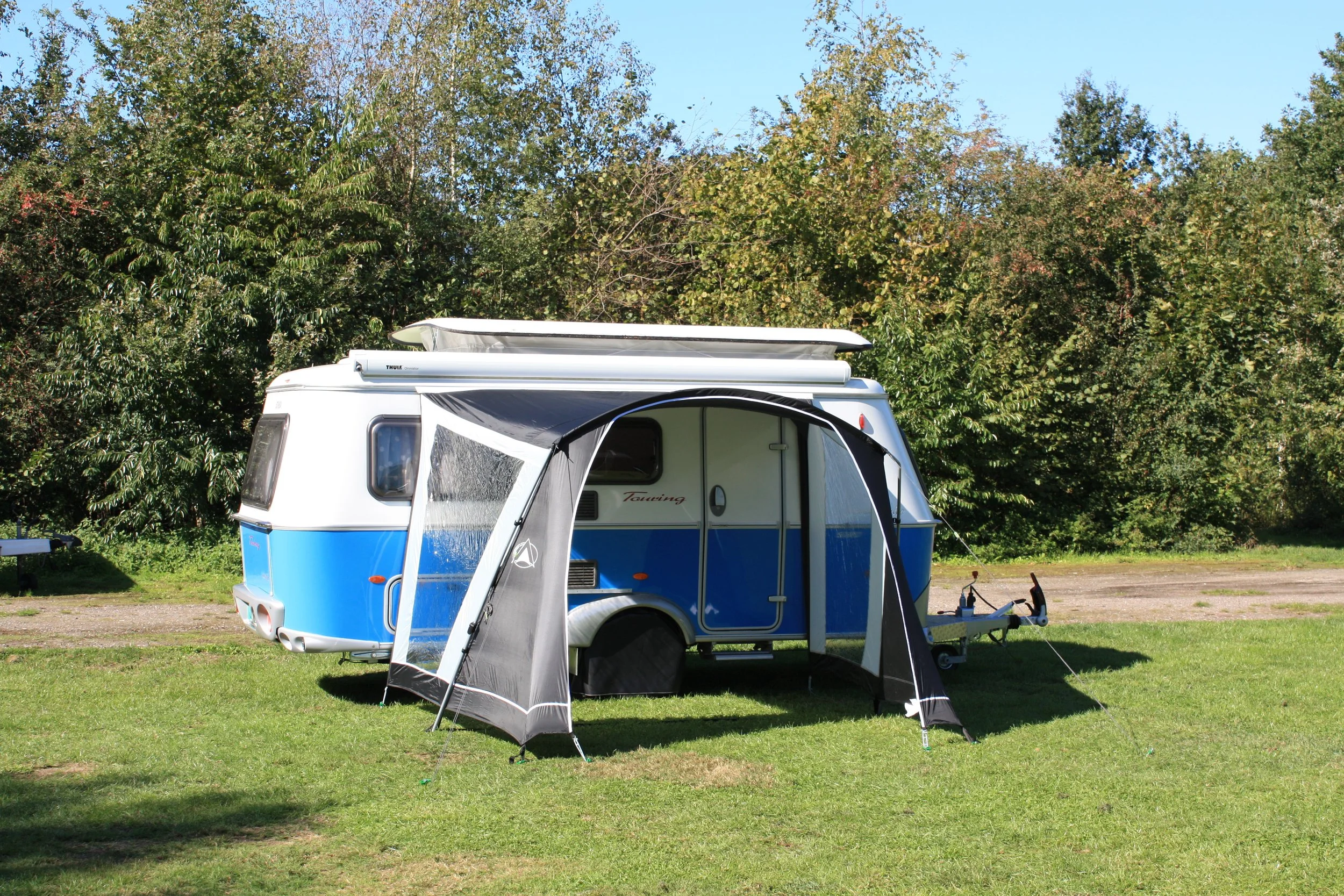 Swift Van Canopy 260 (5).JPG