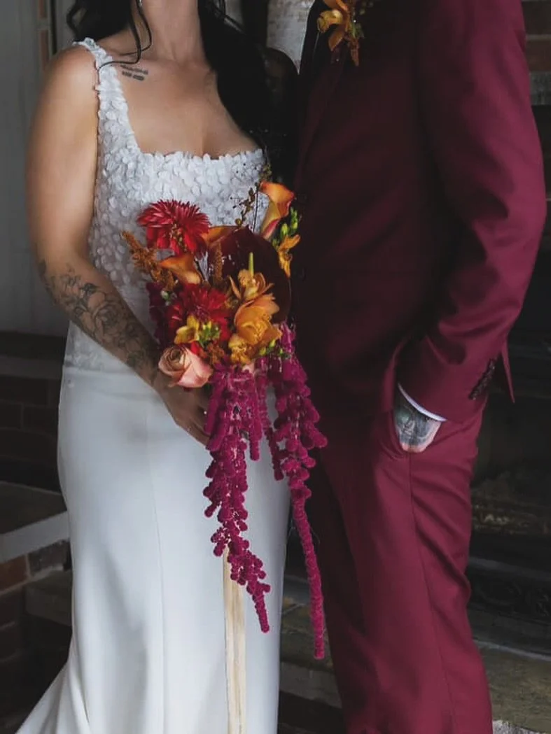 Happy anniversary to K &amp; J 💌
A little reminder that the most meaningful celebrations don&rsquo;t have to be grand &mdash; the magic often lives in the quiet, heartfelt moments shared with the ones you love most.

Photographer: @alexeandco_