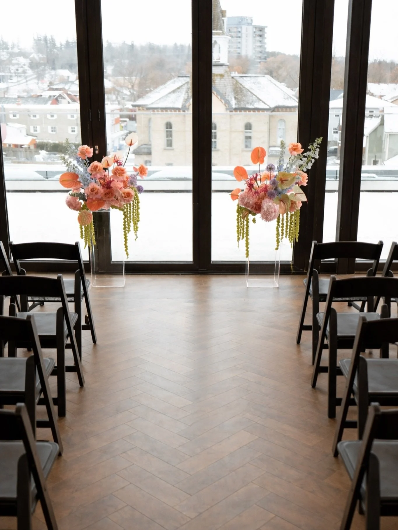 This cold snowy day has me reminiscing on fun ceremony colour schemes&hellip; and couples who aren&rsquo;t afraid to go bold.

Minimal space. Maximum personality.

2026 dates are filling quickly &mdash; if colour is your love language, now&rsquo;s th