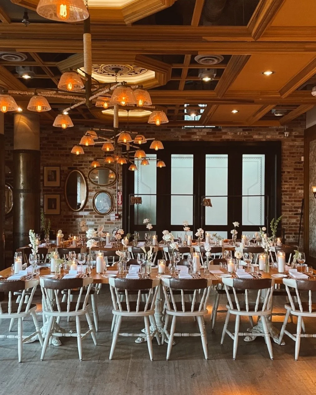 One of my favourite places to celebrate a wedding has to be @clunydistillery 

There&rsquo;s just something about a restaurant reception that feels so relaxed and inviting.  great food, candlelight, and everyone gathered together to celebrate, it nev