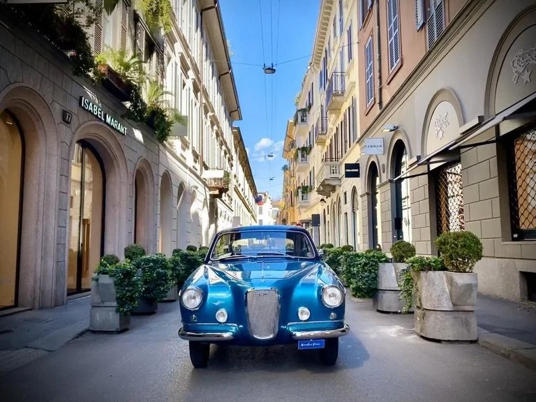 There are automobiles. And there are objets d&rsquo;art. The Fiat 600 Vignale Rendez-Vous belongs to the latter &mdash; an extraordinary expression of Italian elegance from a time when the world&rsquo;s finest coachbuilders answered only to beauty.


