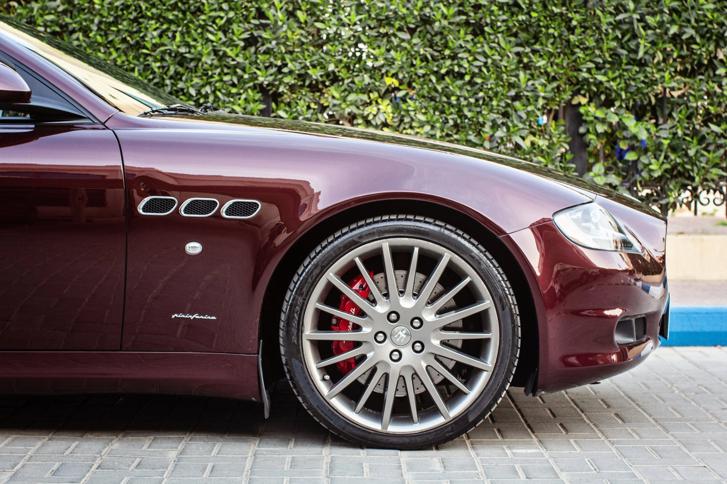 Maserati Quattroporte Sport GTS.jpg