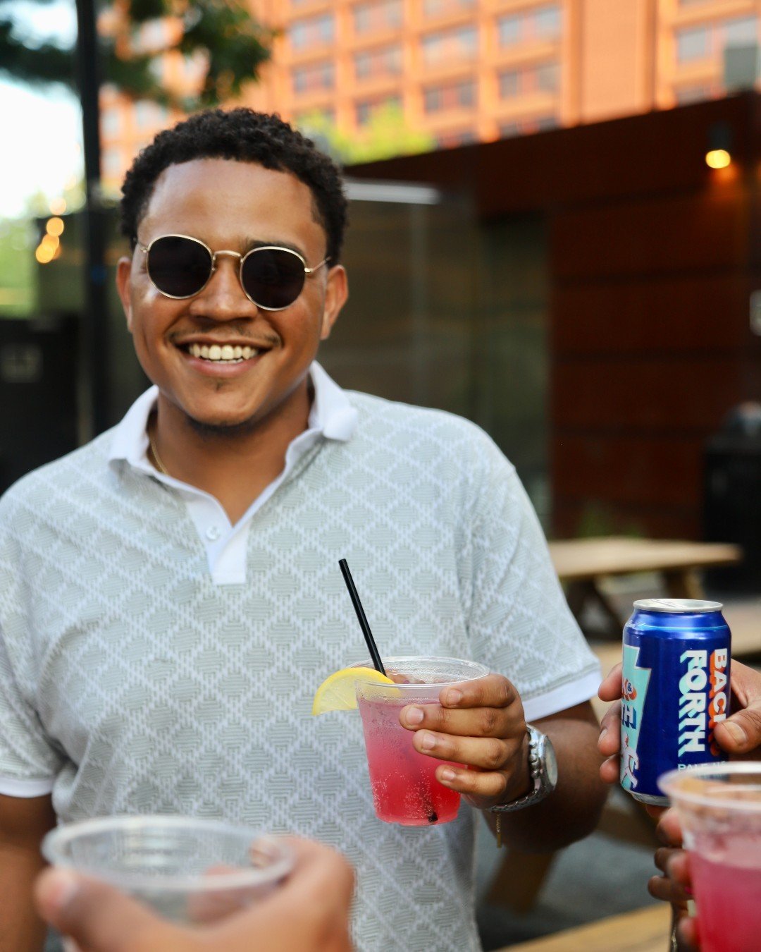 Happy Saturday! 🌞 
If you find yourself walking around on Independence Mall this weekend, be sure to stop by Liberty Garden for some cold drinks and delicious food

#foodbeerunity #LibertyGarden #LibertyBeerGarden