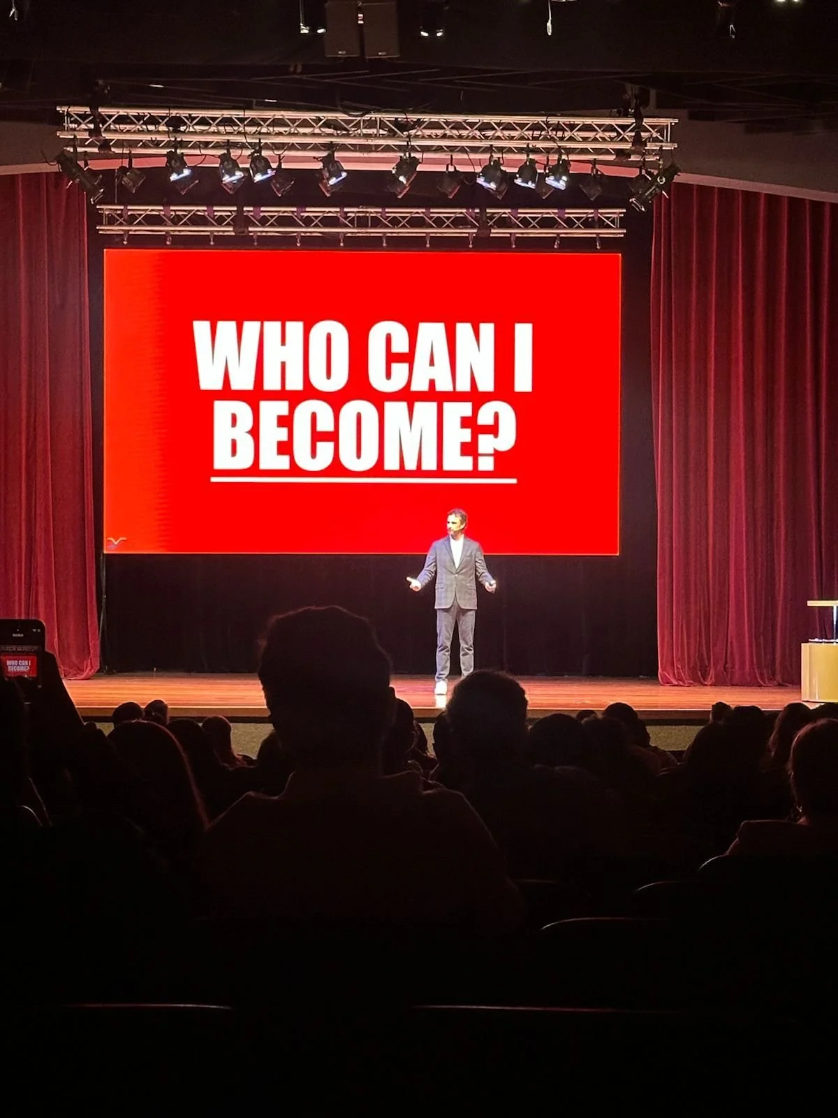 Under pressure, most people chase immediate results.

And the stress teases us to react.

The best leaders? 
They tap into their highest identity.

They embody excellence. 
and reflect and respond in the moment.

We all experience defining moments in