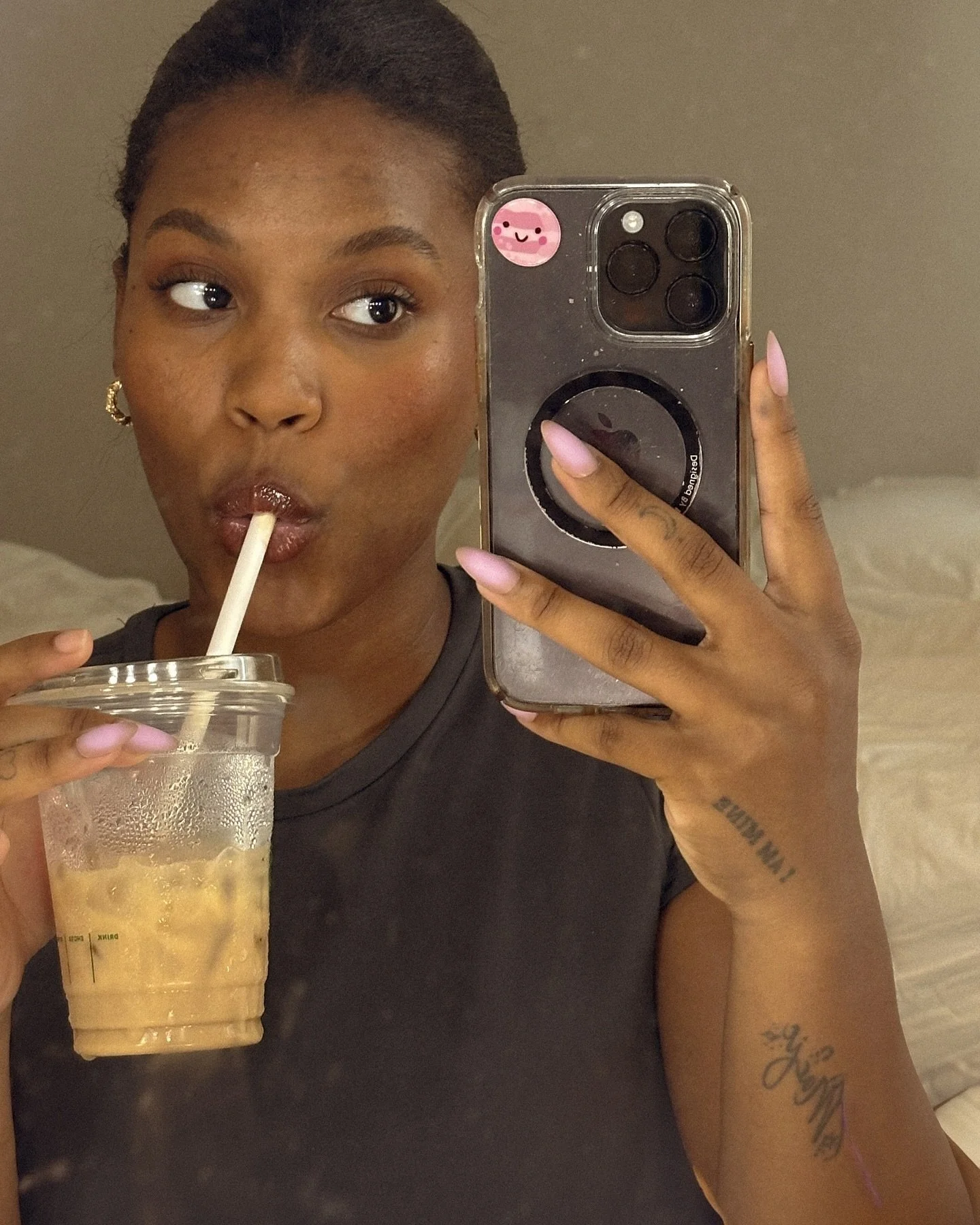 I&rsquo;M HOSTING AN EVENT THIS WEEK!! (fr this time) and this is the moodboard. ya like? &lt;3 

The hurricane put a wrench in our plans but the connective is back on and poppin THIS THURS from 6-8 @summitcoffeeroswell and if you weren&rsquo;t comin