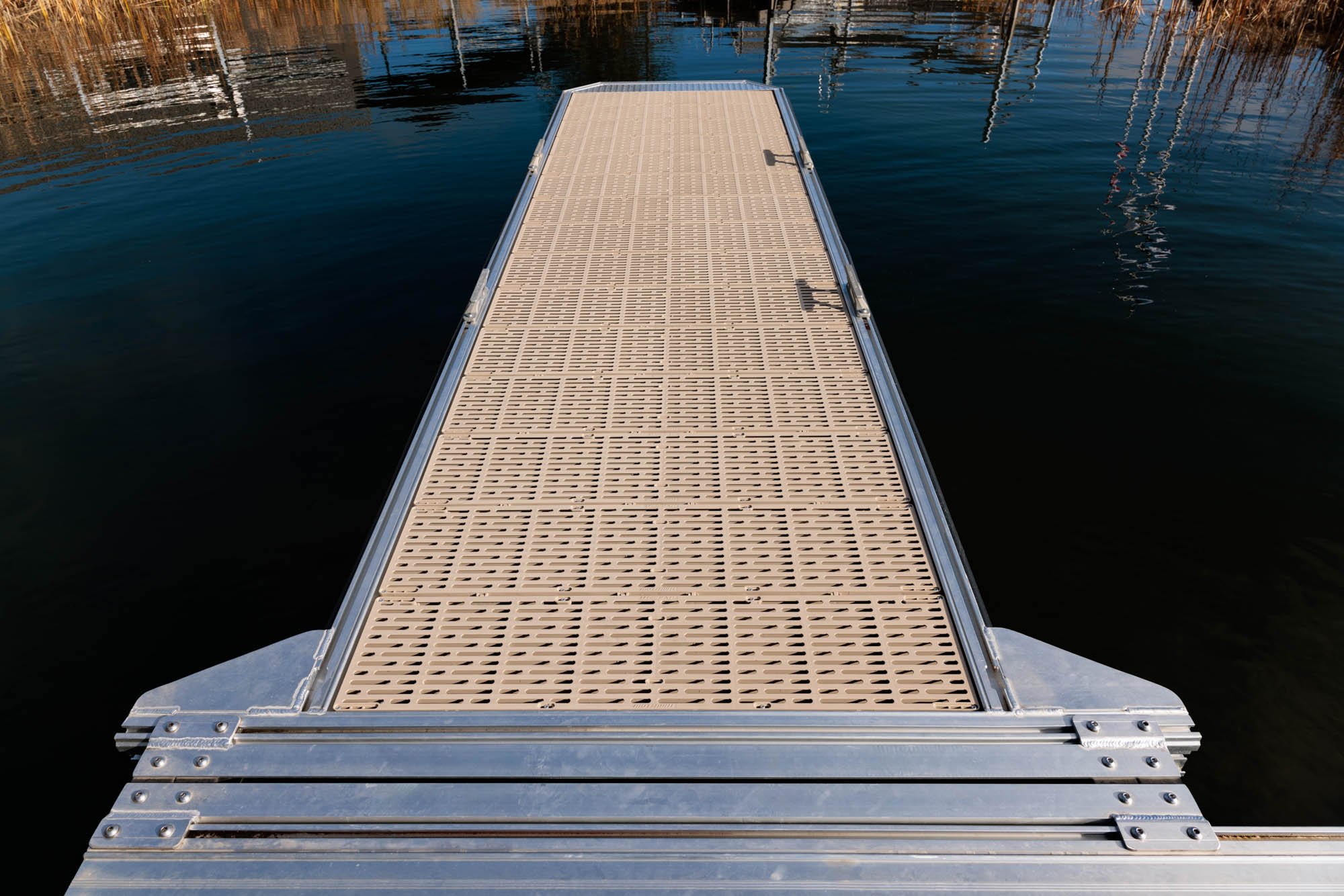 Rubber-Hinge-HD-3.jpg