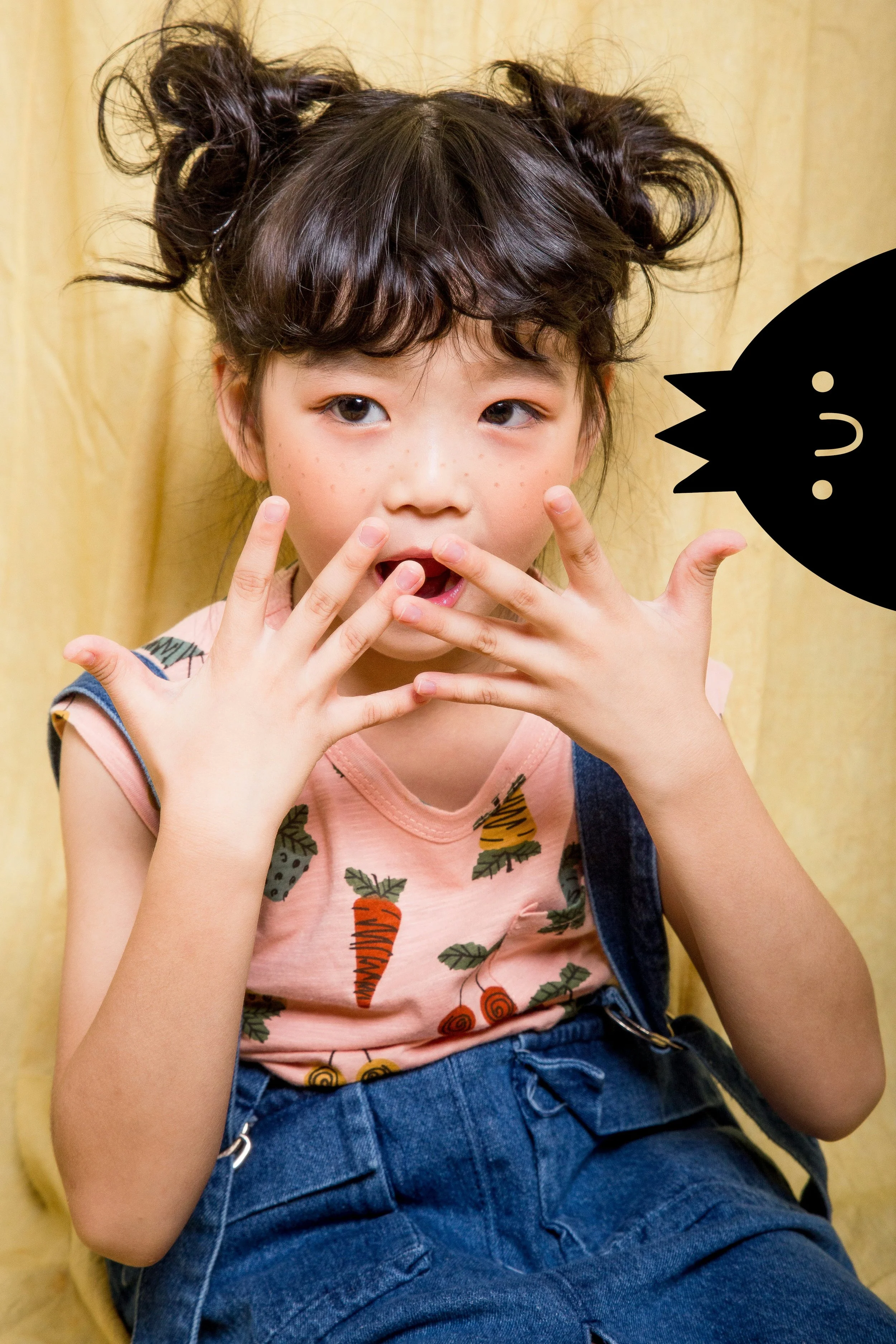 Mädchen mit Monster.jpg