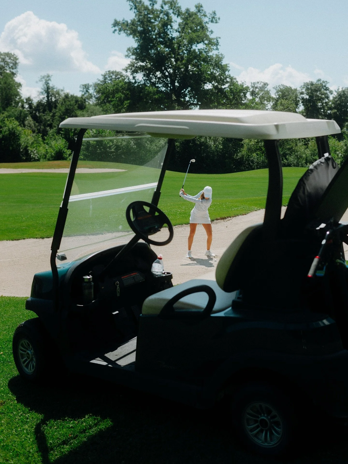 B T S - Swiss Ladies Open TV commercial ⛳️
w/ @chiaratamburlini @vpbankag 
.
.
.
#bts #golf #vpbank #unnormal #leica #35mm