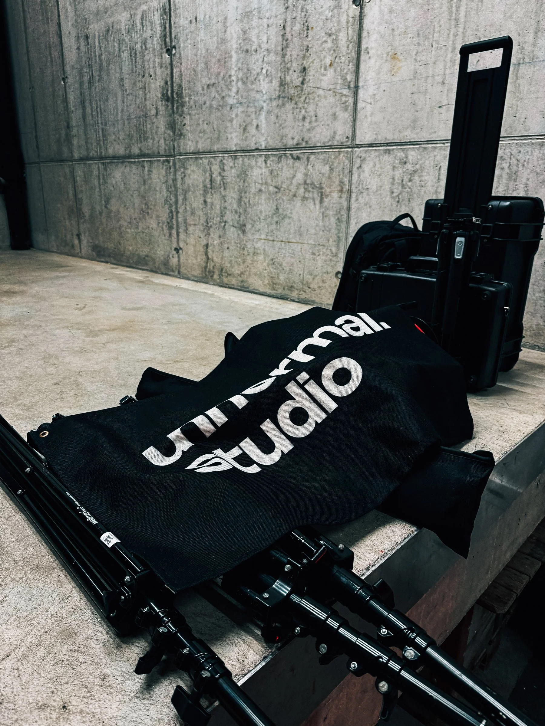 241213-235349- unnormalstudio.com.jpg