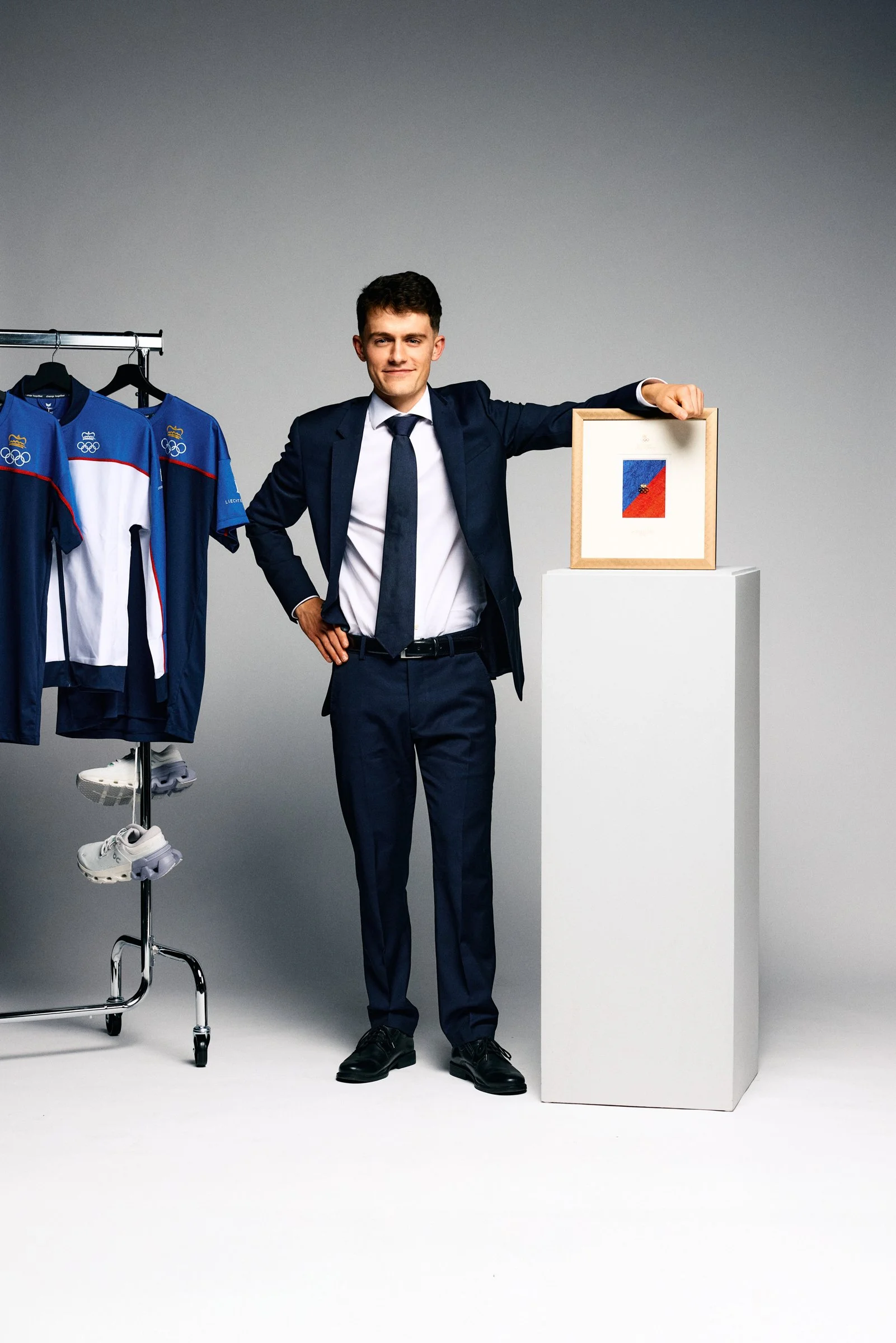 251214-234221- unnormalstudio.com.jpg