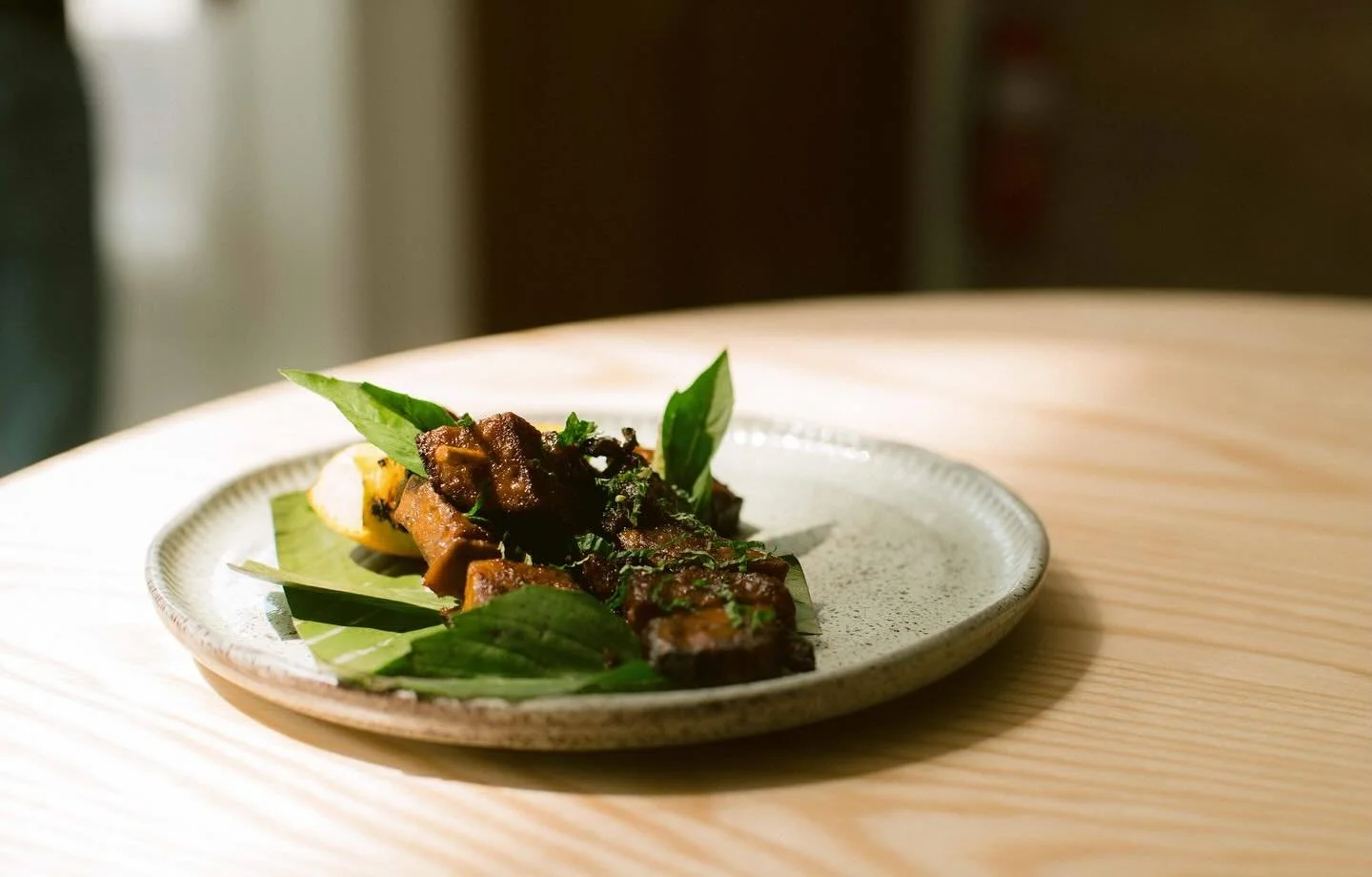 If you haven&rsquo;t discovered them yet, our Tropical BBQ Beef Skewers are a balance of sweet, smoky, and fresh &mdash; your next favourite dish. 🌺 🌊 

📷: @lightandshadowphoto