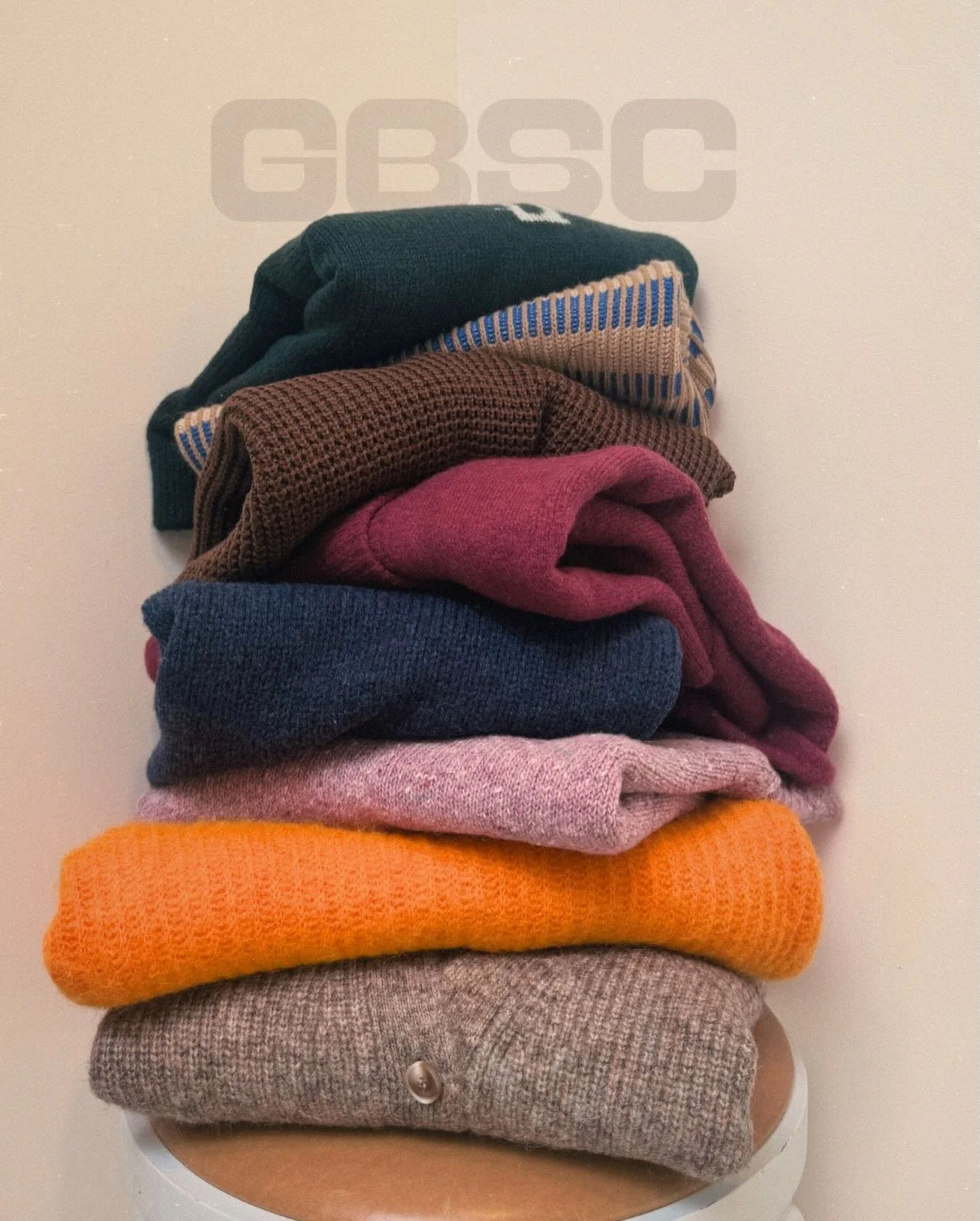 Cold days call for cozy knits. Soft layers made for winter mornings and everyday wear. Find your new favourite at Georgian Bay Surf Club in-store + online.