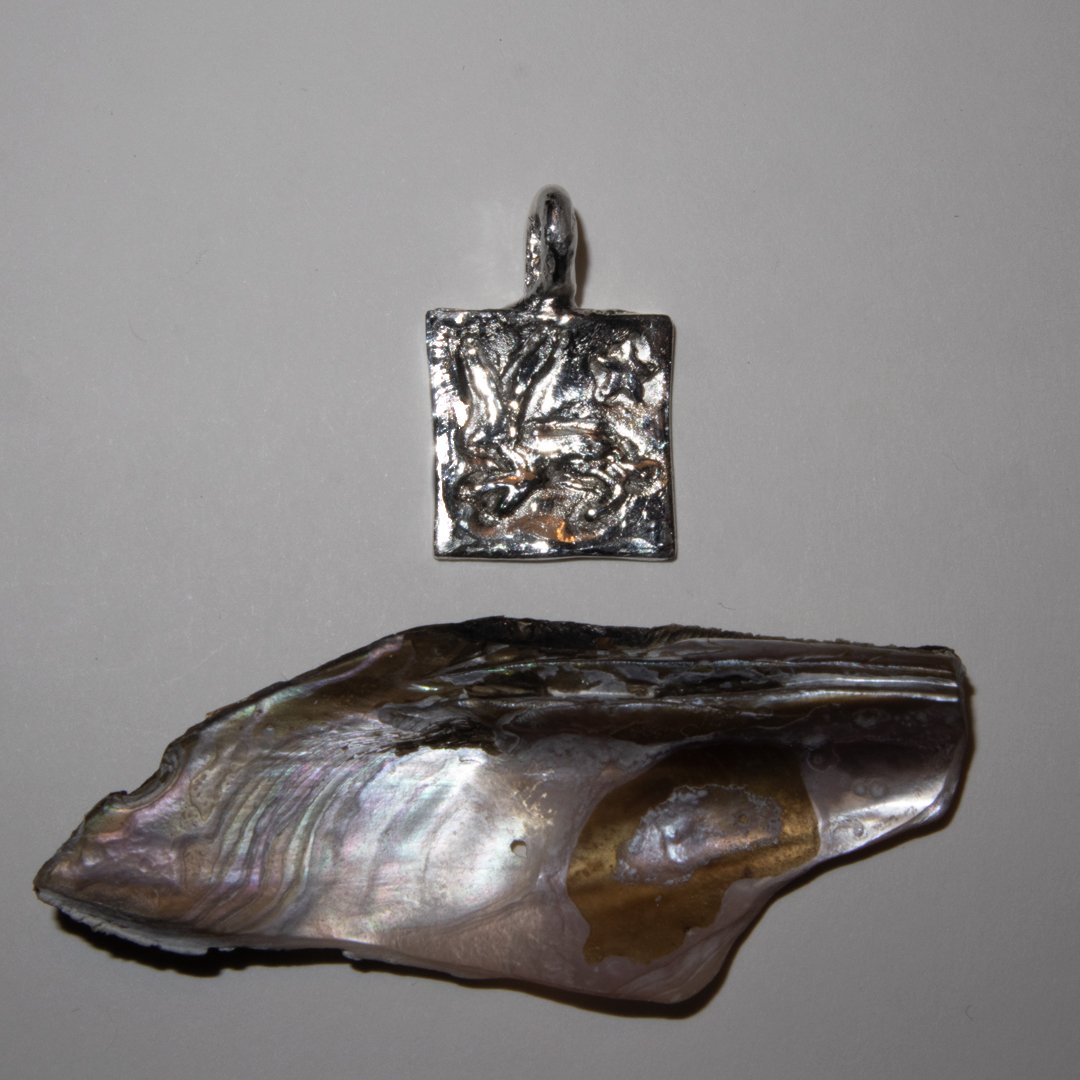 PENDENTIF PORTE-BONHEUR