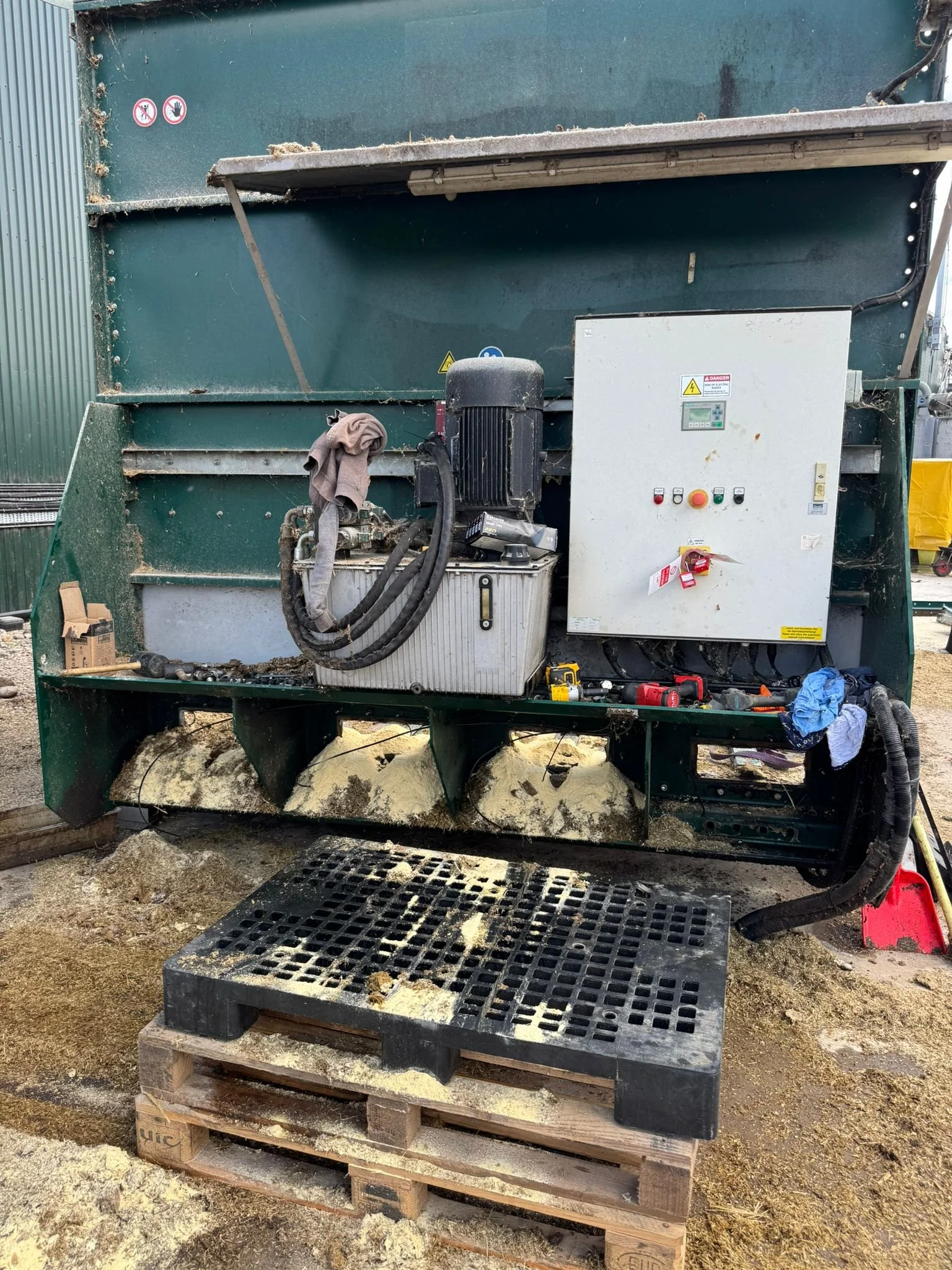 Biocontractors Case Study - Gravel Pit 4.jpeg