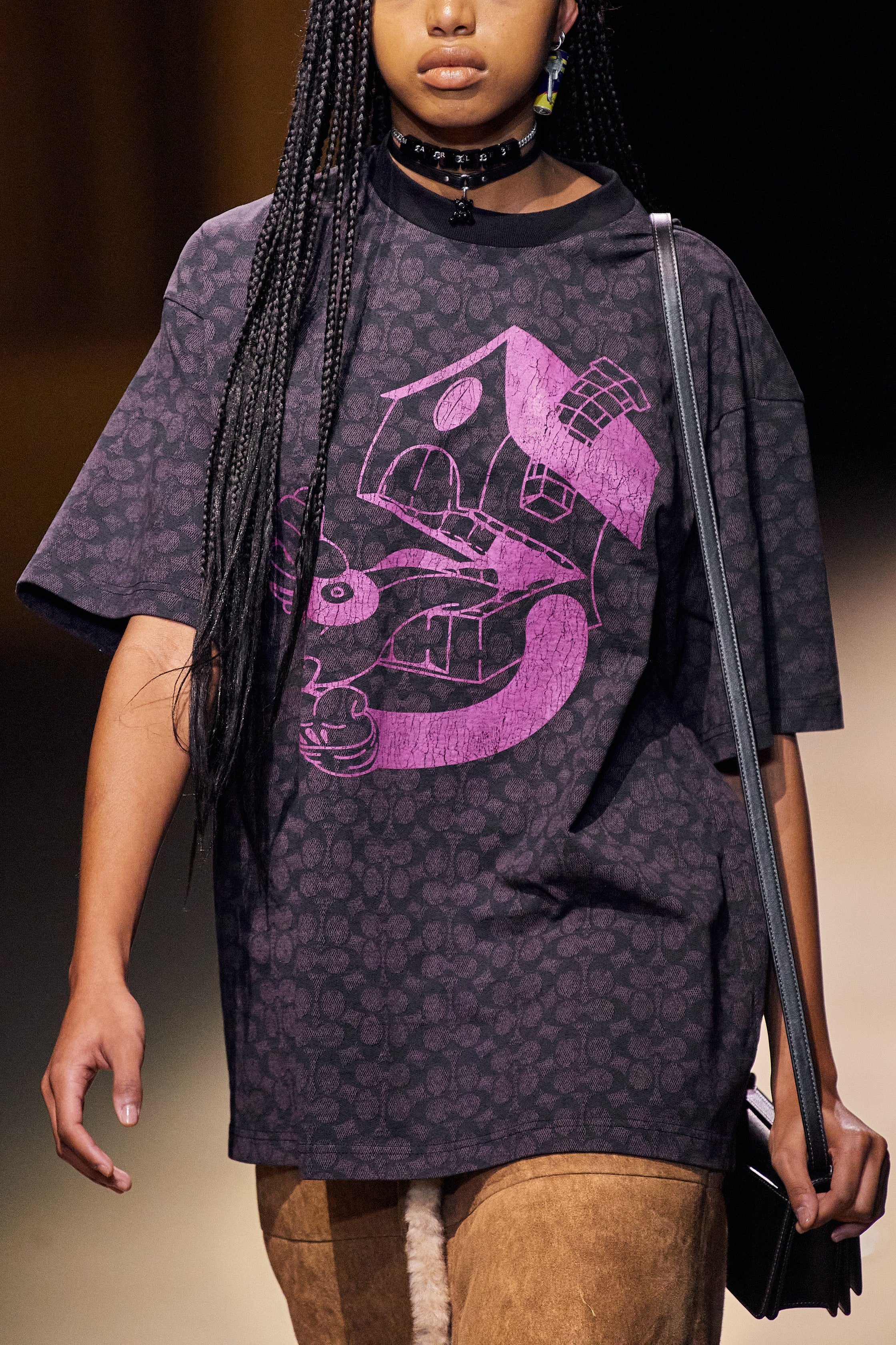 00006-Coach-Fall-Details-2022-RTW-Credit-GoRunway.jpeg