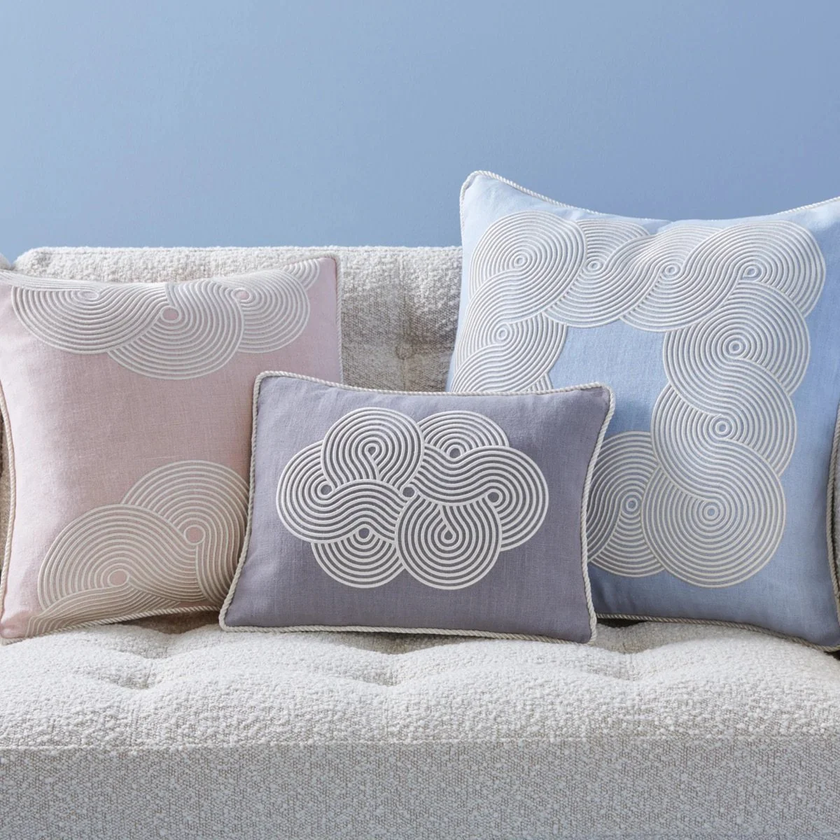 SP22_pompidou_pillows_37bbb14e-1be6-4c4f-88e8-c5aedbcb3a23_x1200.jpg