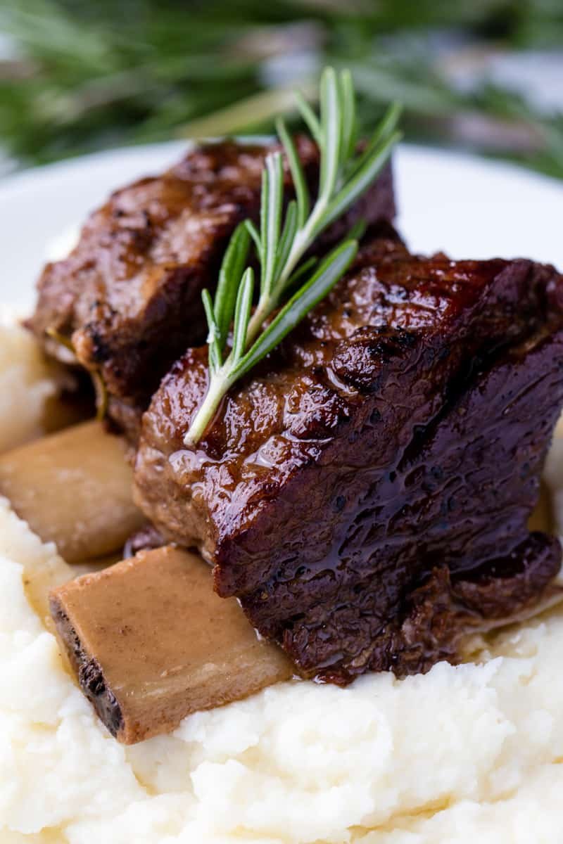 Slow-Cooker-Short-Ribs-3.jpg
