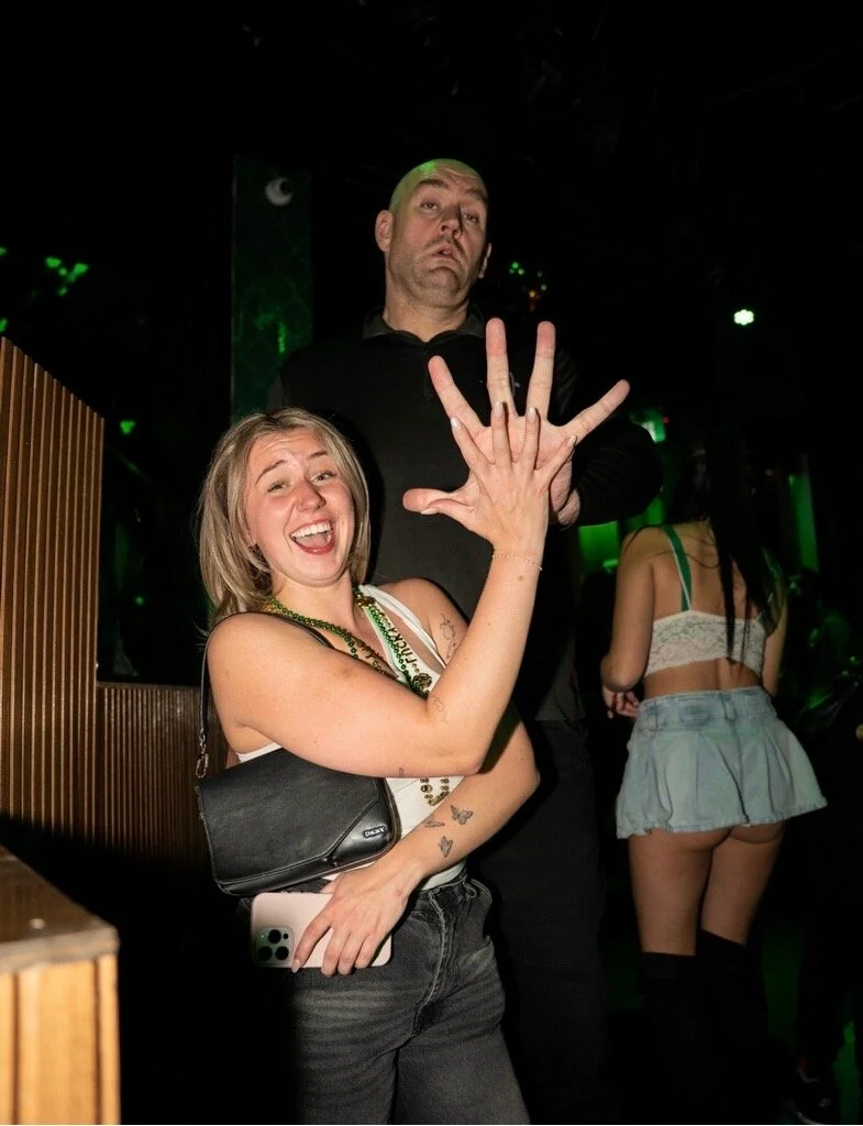 Jerry 36 Pictures - Giant Hands