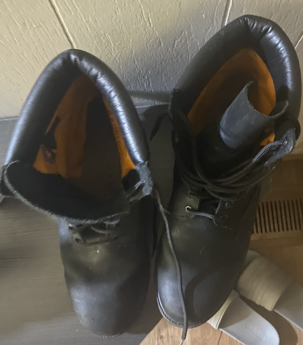 Tim Size 17US Boots